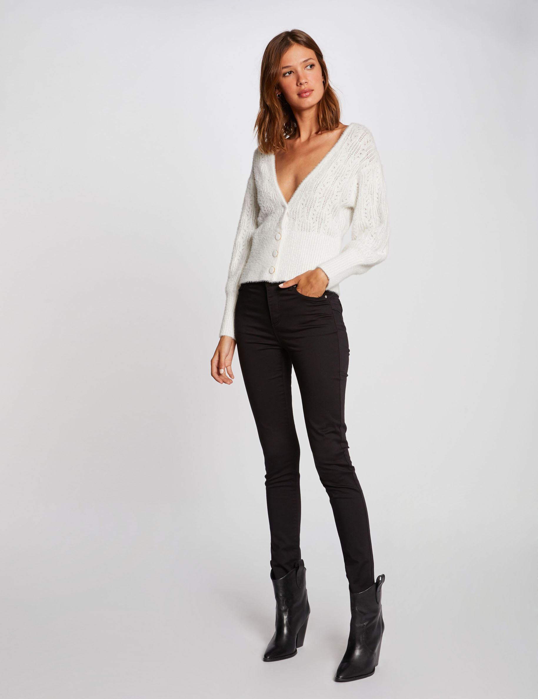 Buy Van Heusen Black Skinny Fit Checks Flat Front Trousers for Mens Online   Tata CLiQ