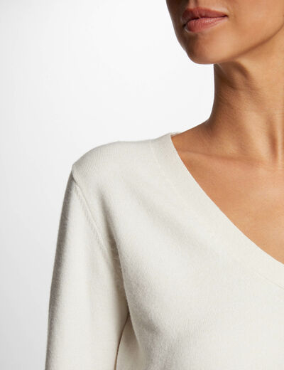 Long-sleeved jumper V-neck ivory women