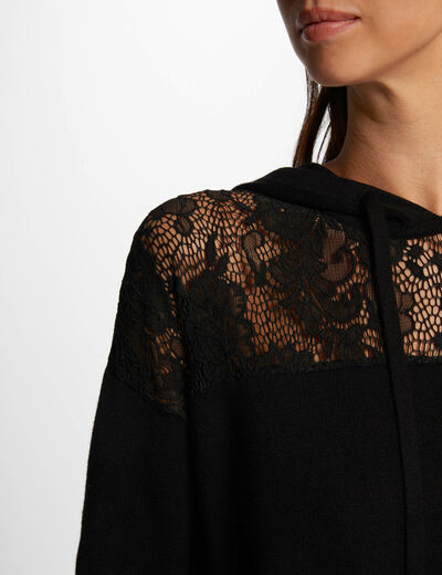 Jumper hood and lace details black women