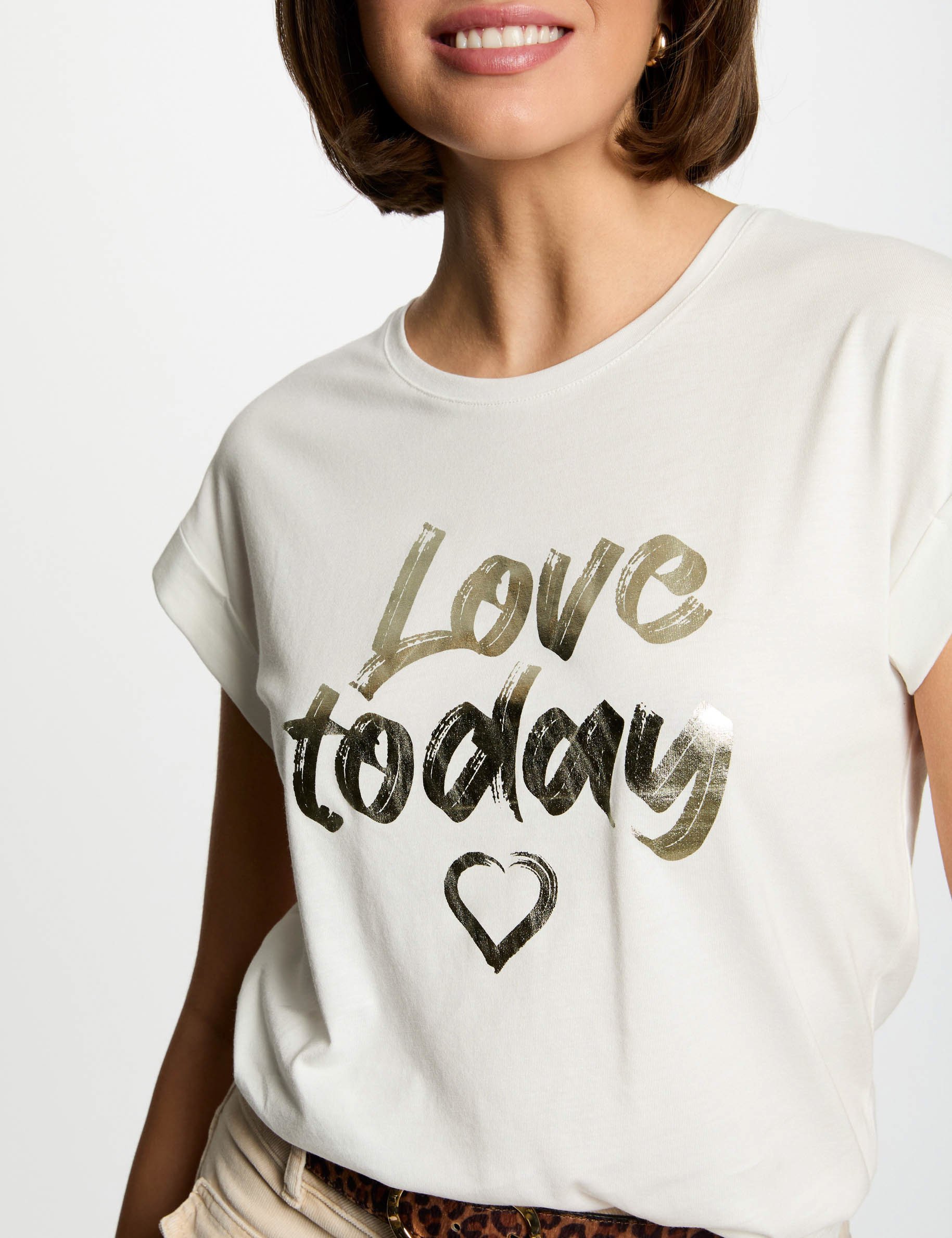 T-shirt with message white women