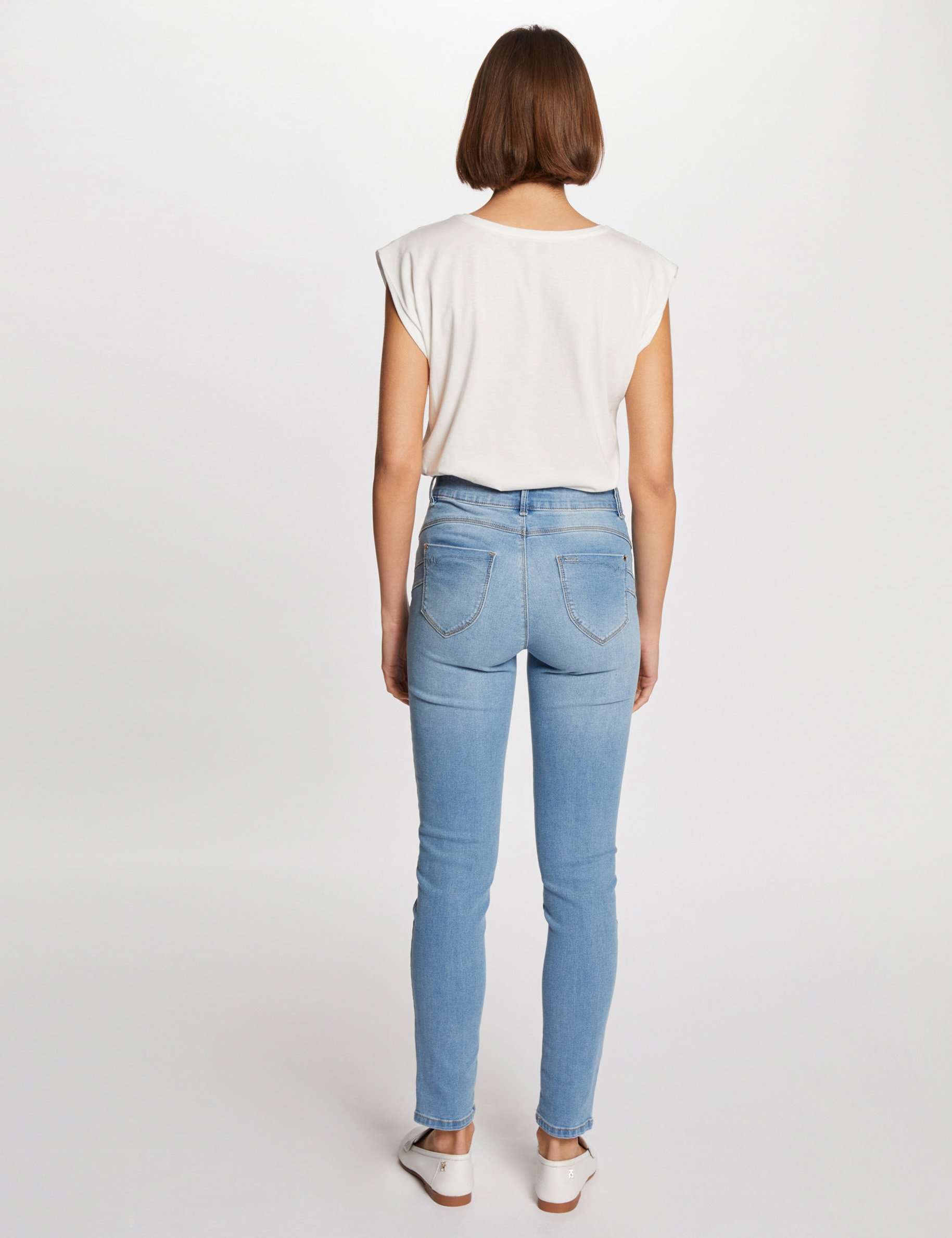 Standard waisted slim jeans bleach denim women