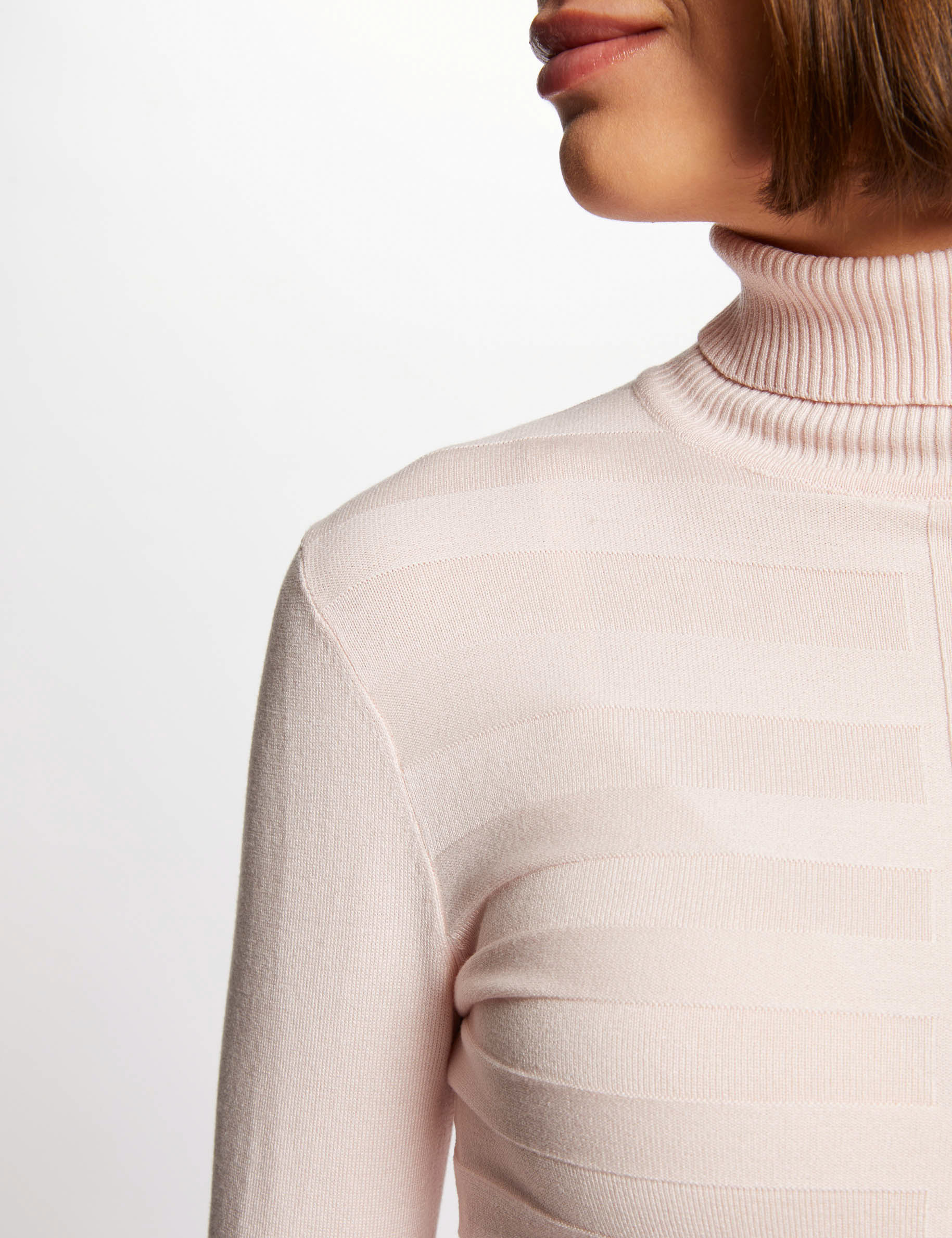 Long-sleeved jumper turtleneck pink women