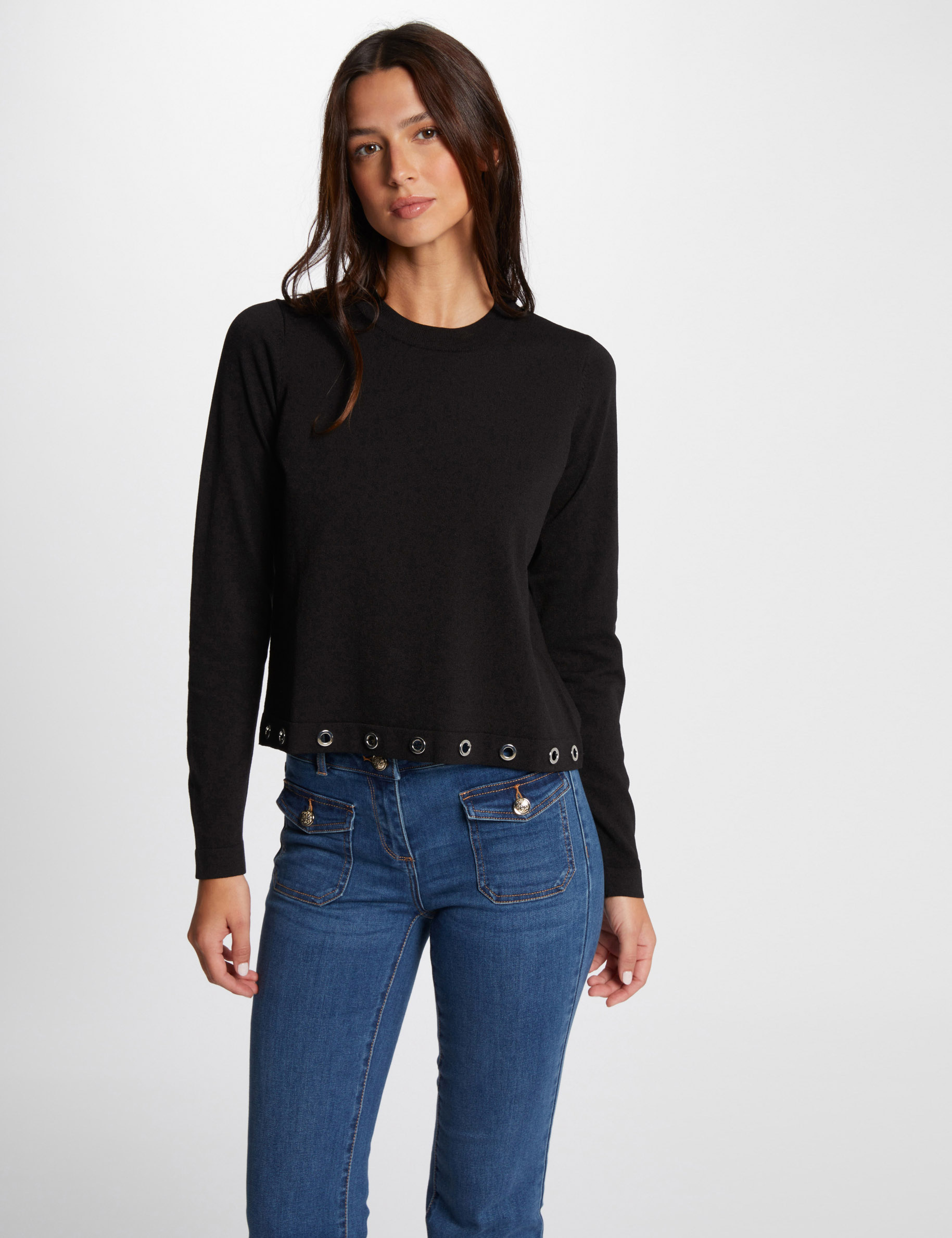 Pull manches longues oeillets noir femme