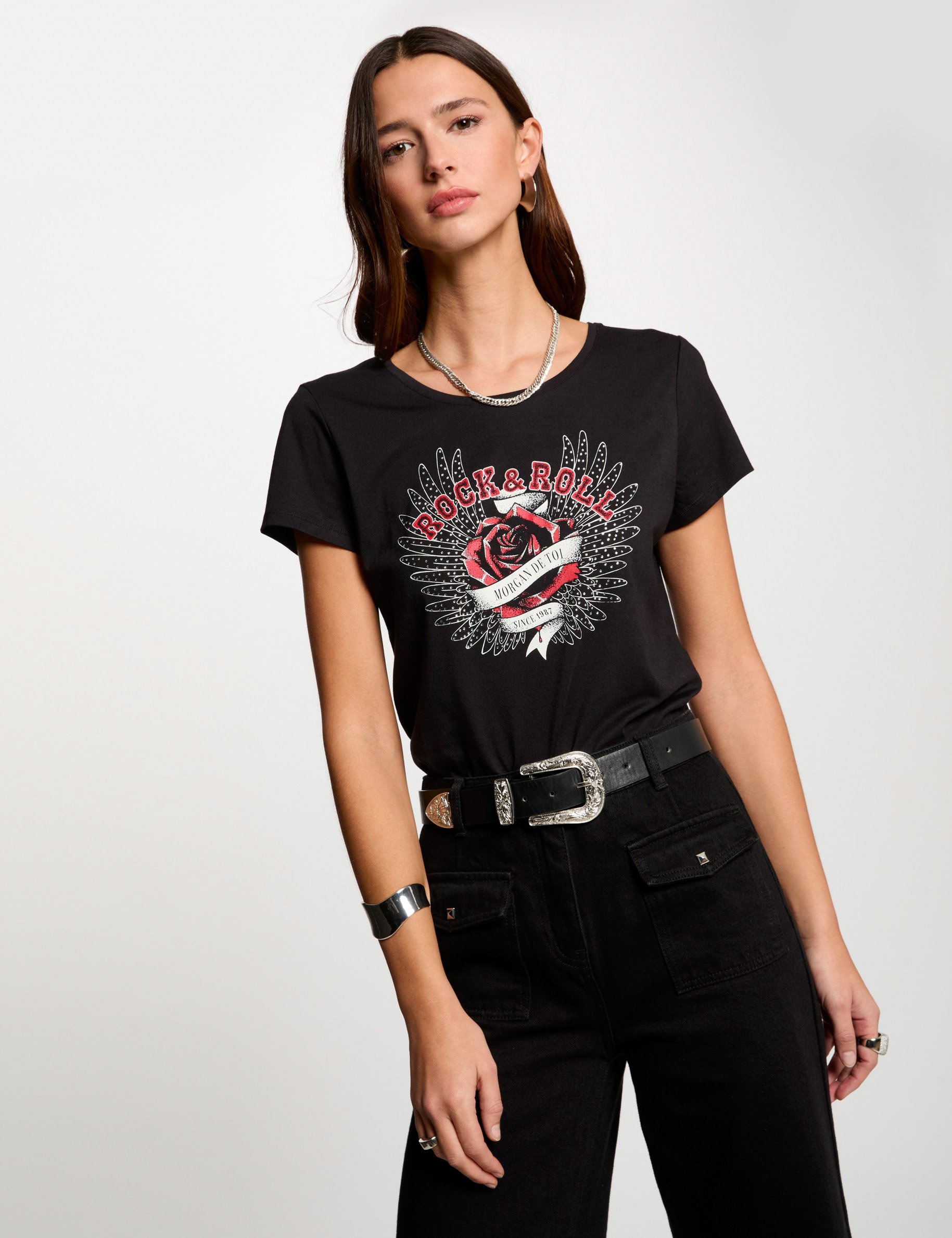 T-shirt with message black women