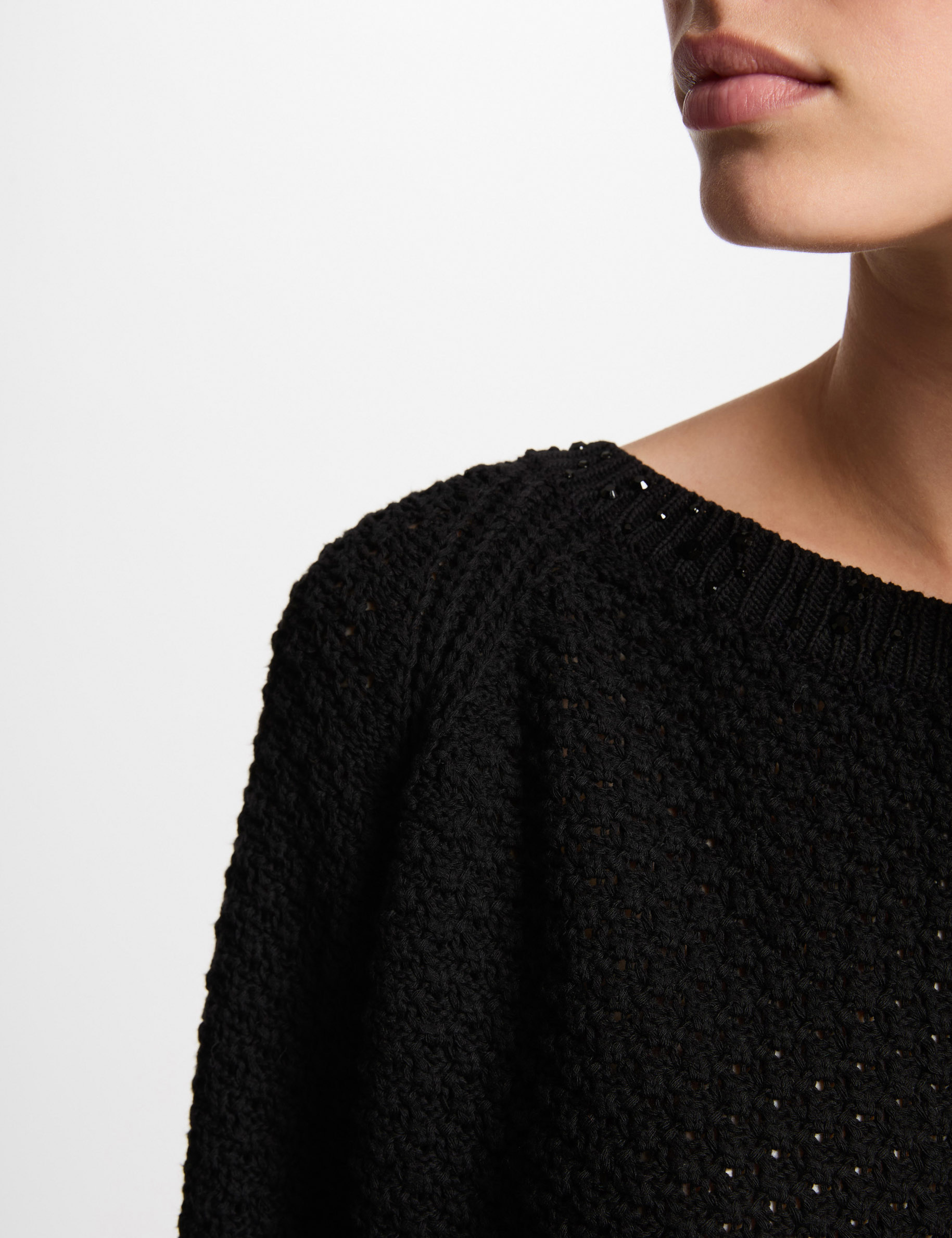 Jumper with boat neck black women