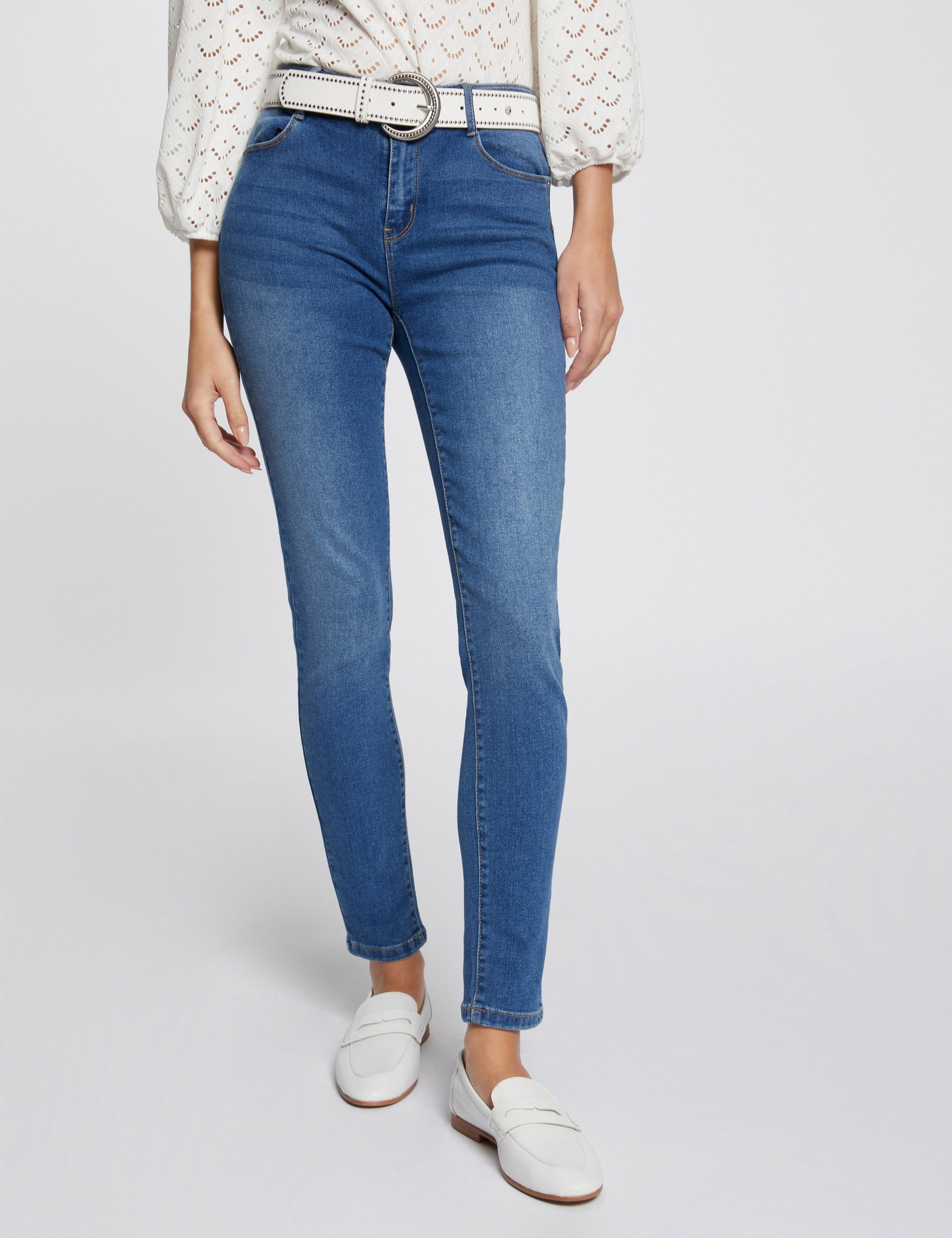 Standard waisted slim jeans stone wash denim women