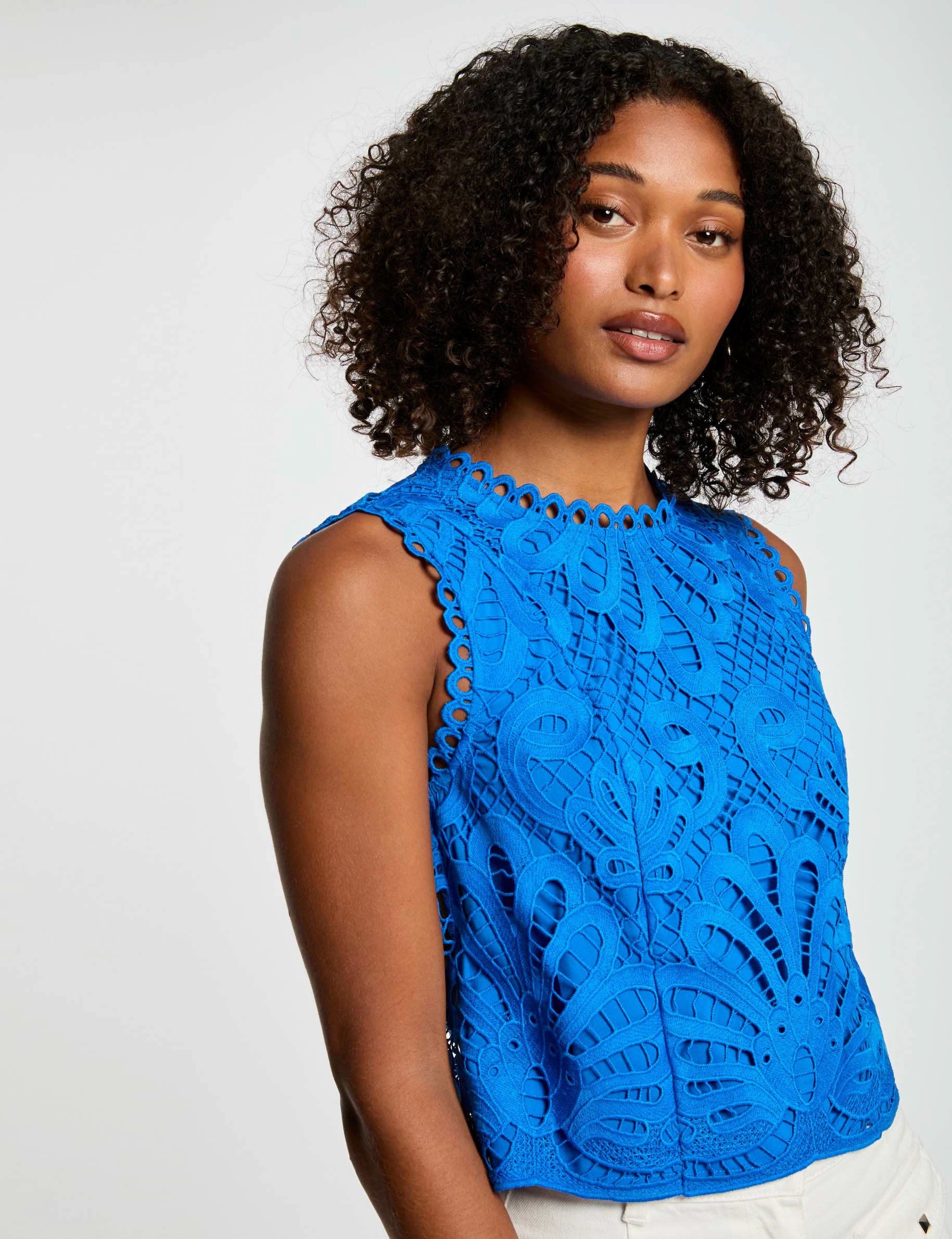 Sleeveless lace top electric blue women