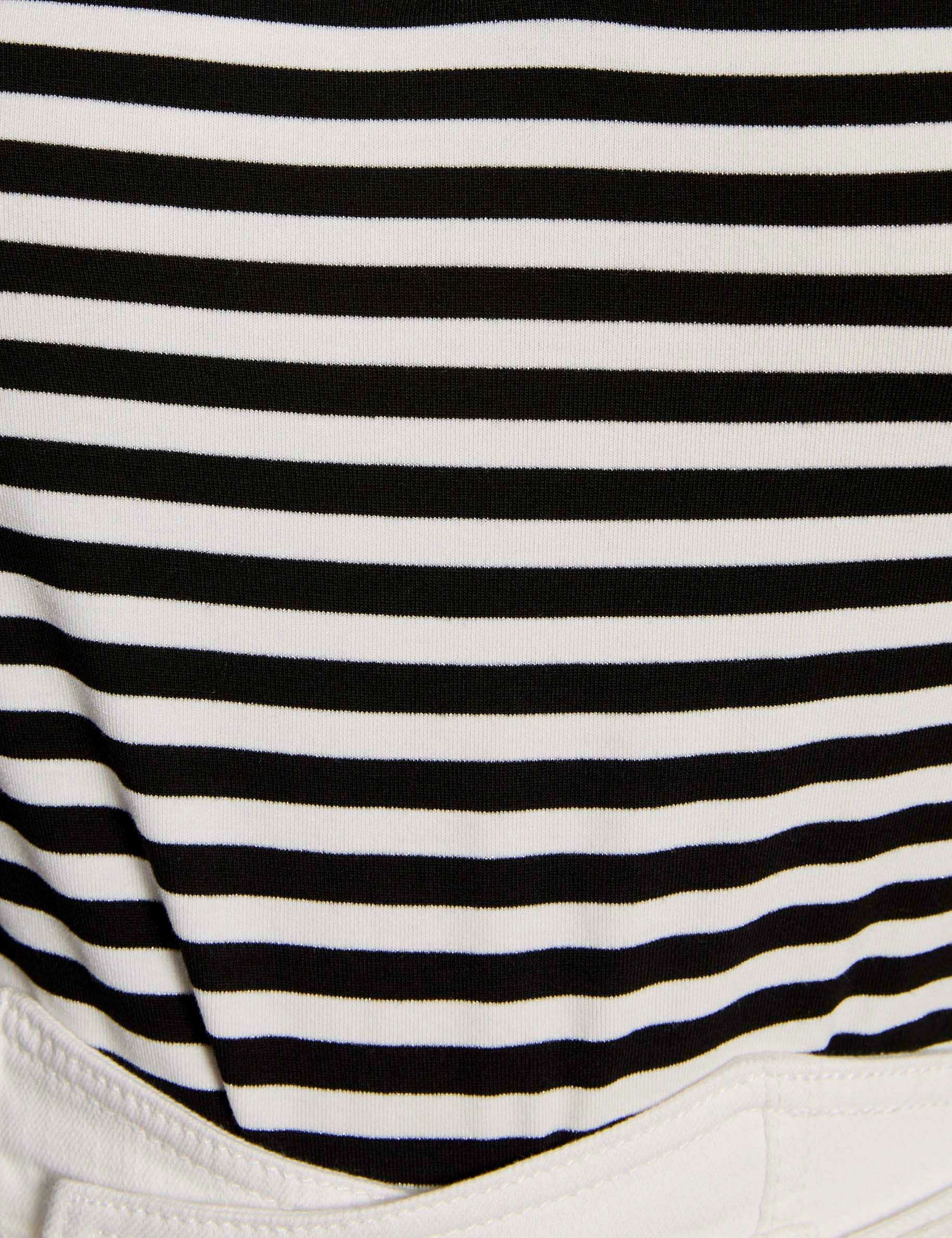 striped short sleeved t shirt white women null