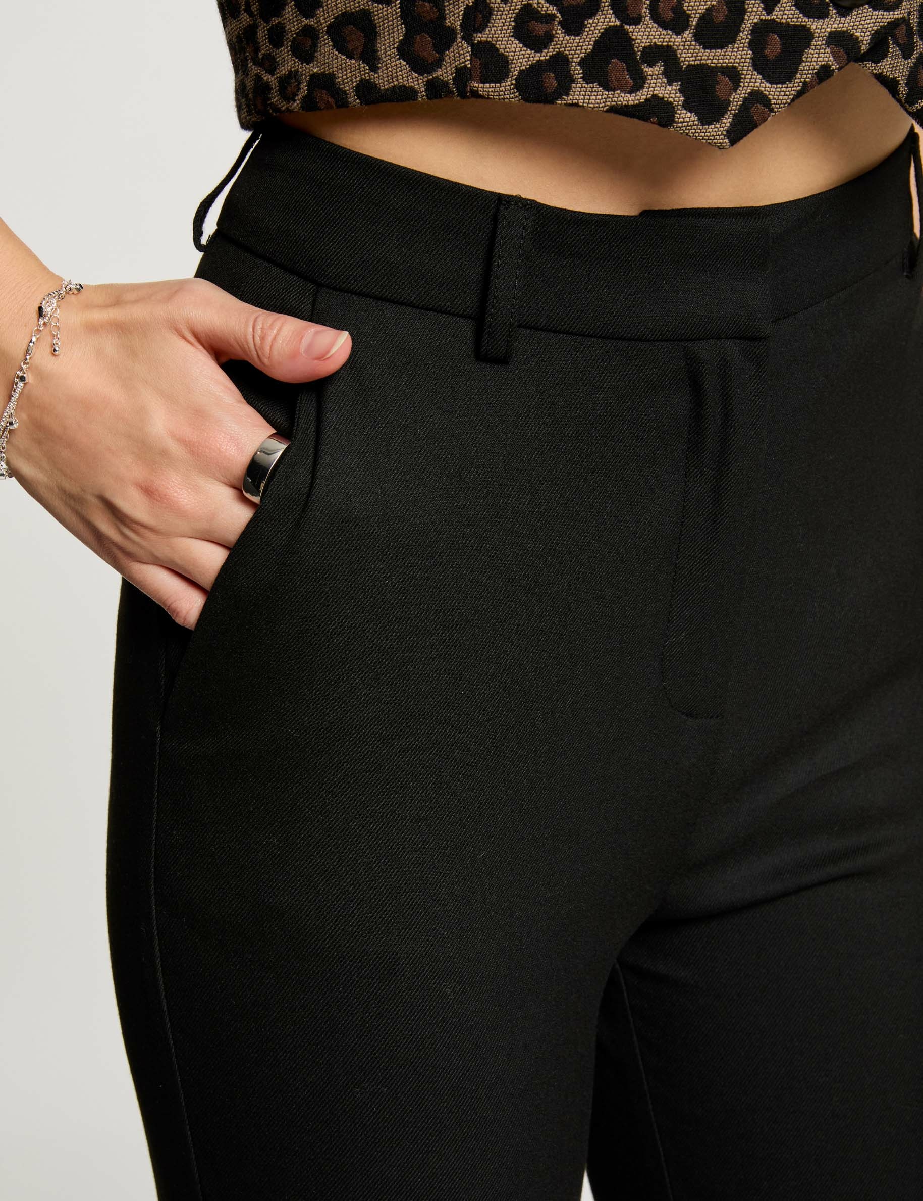 Wide leg trousers with darts black women