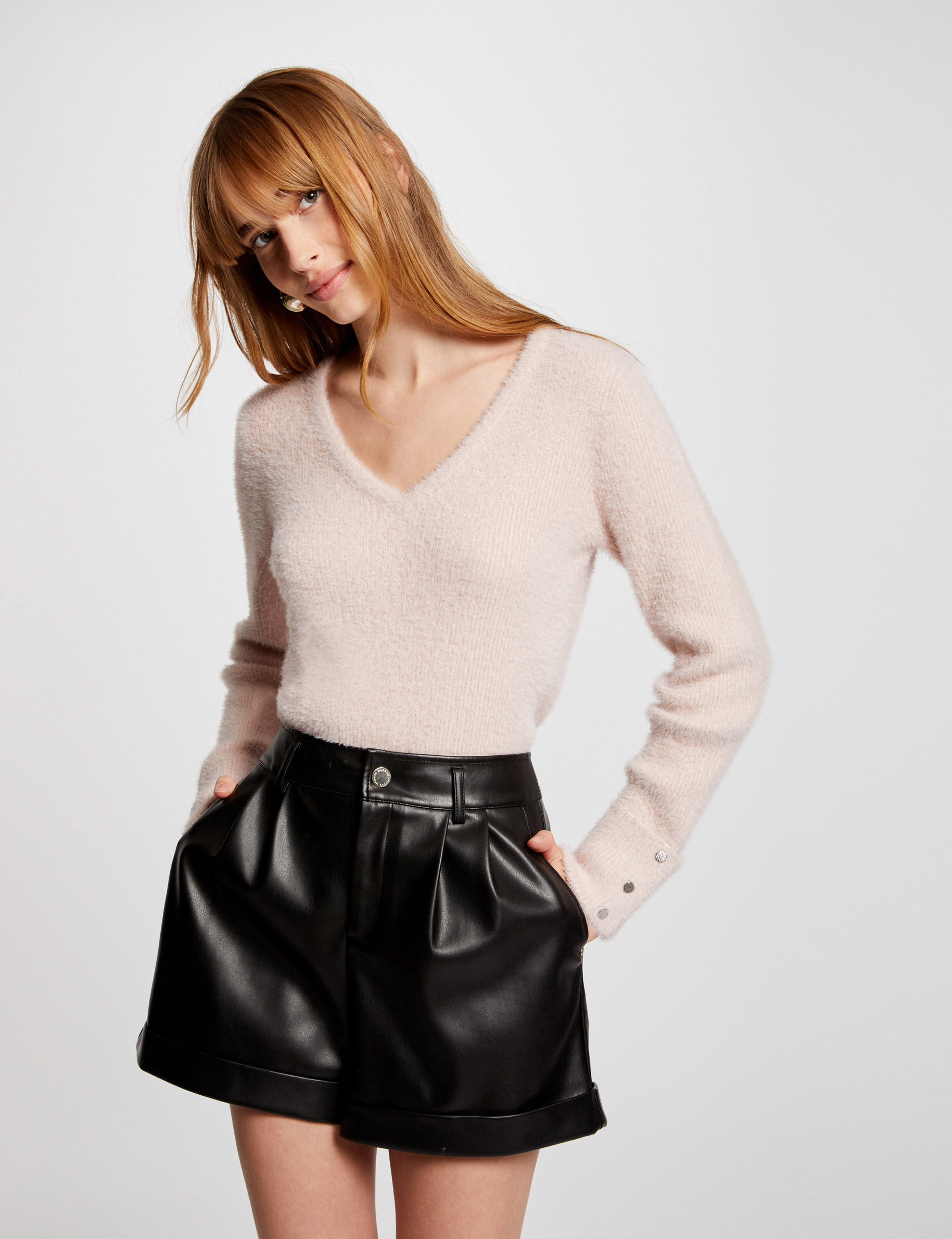 Long-sleeved jumper with V-neck pink women