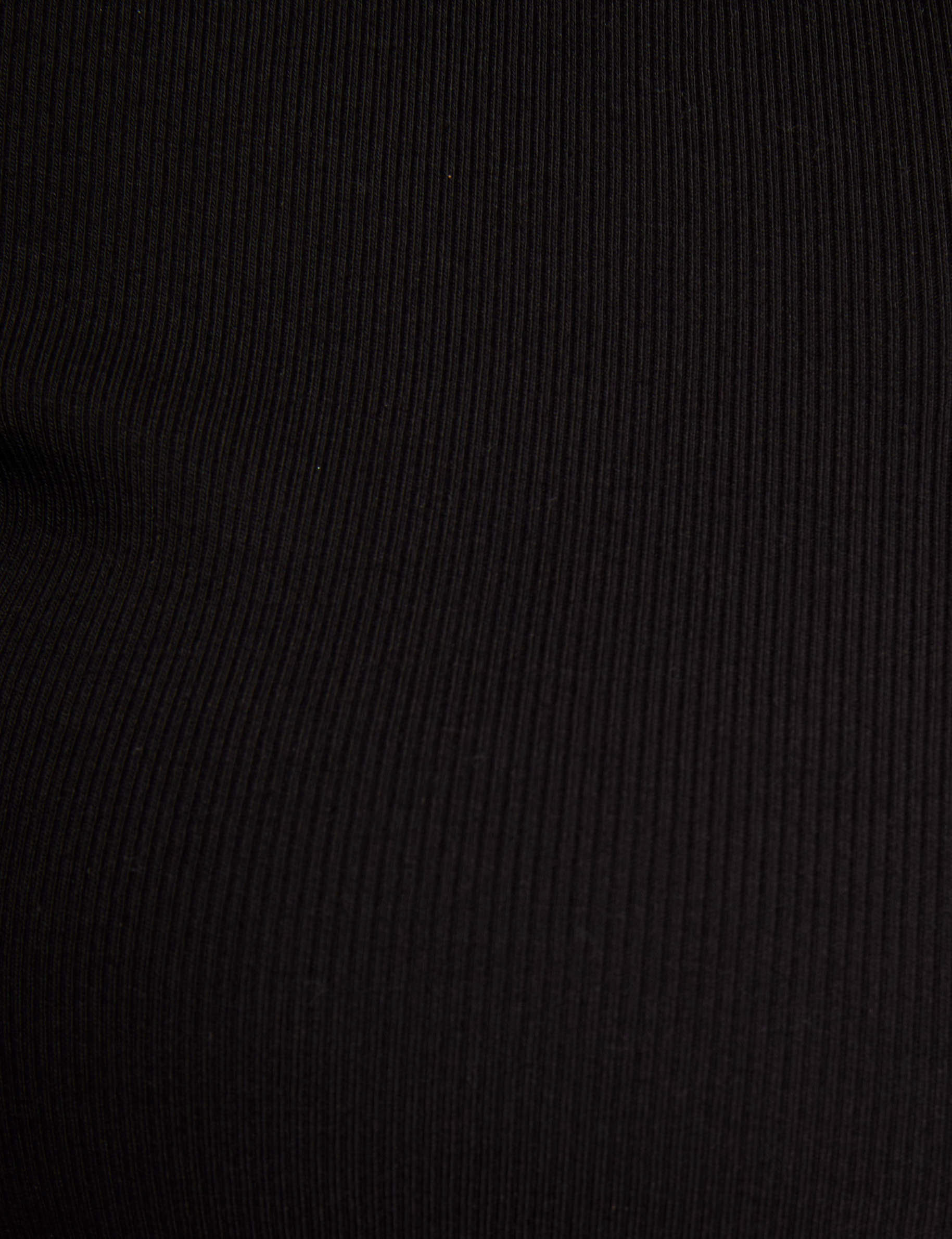 short sleeved t shirt black women null