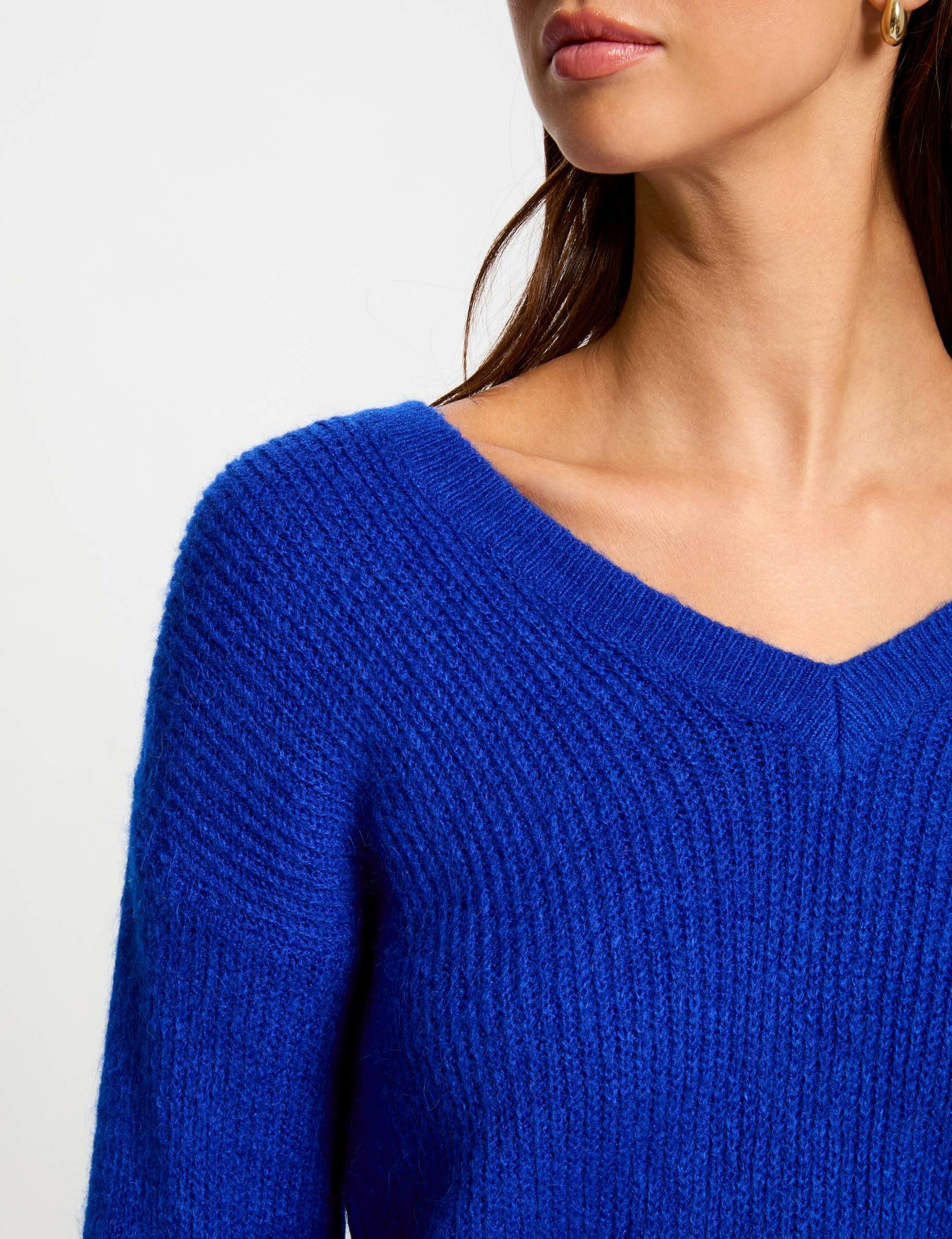 Jumper with V-neck electric blue women