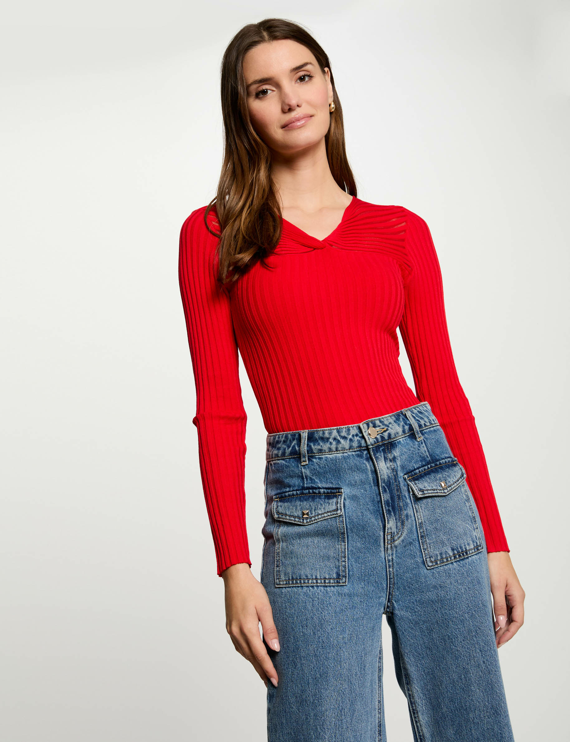 Ribbed jumper with V-neck red women