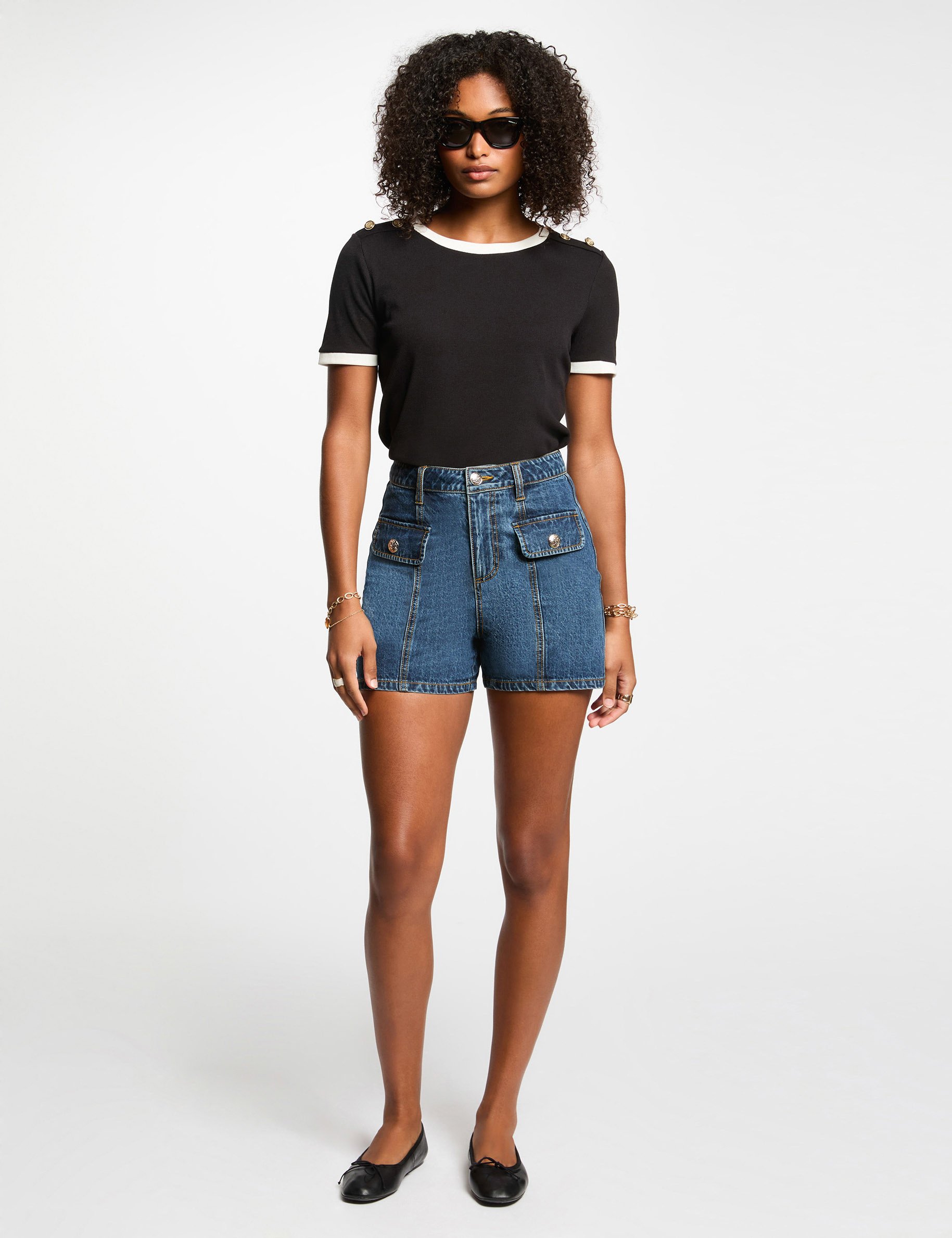 Short-sleeved t-shirt black women