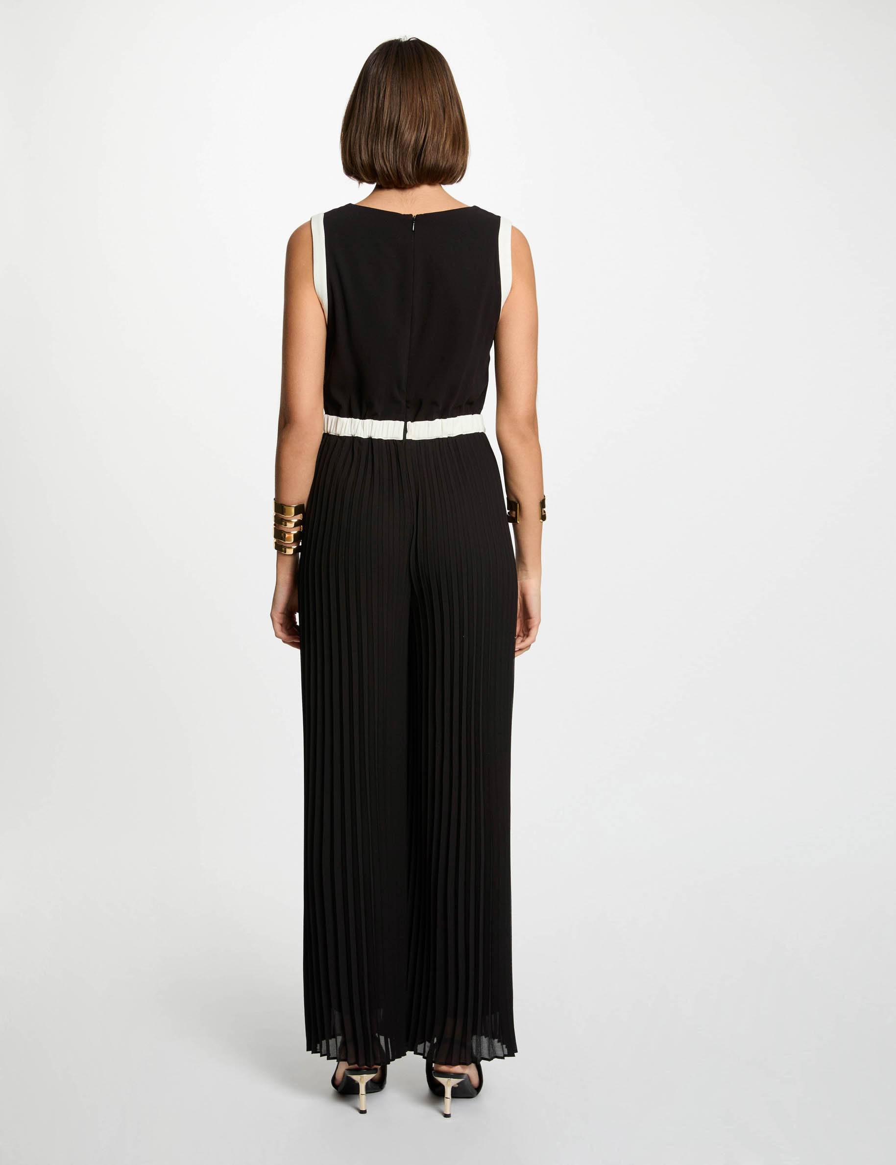 Pleated jumpsuit black women