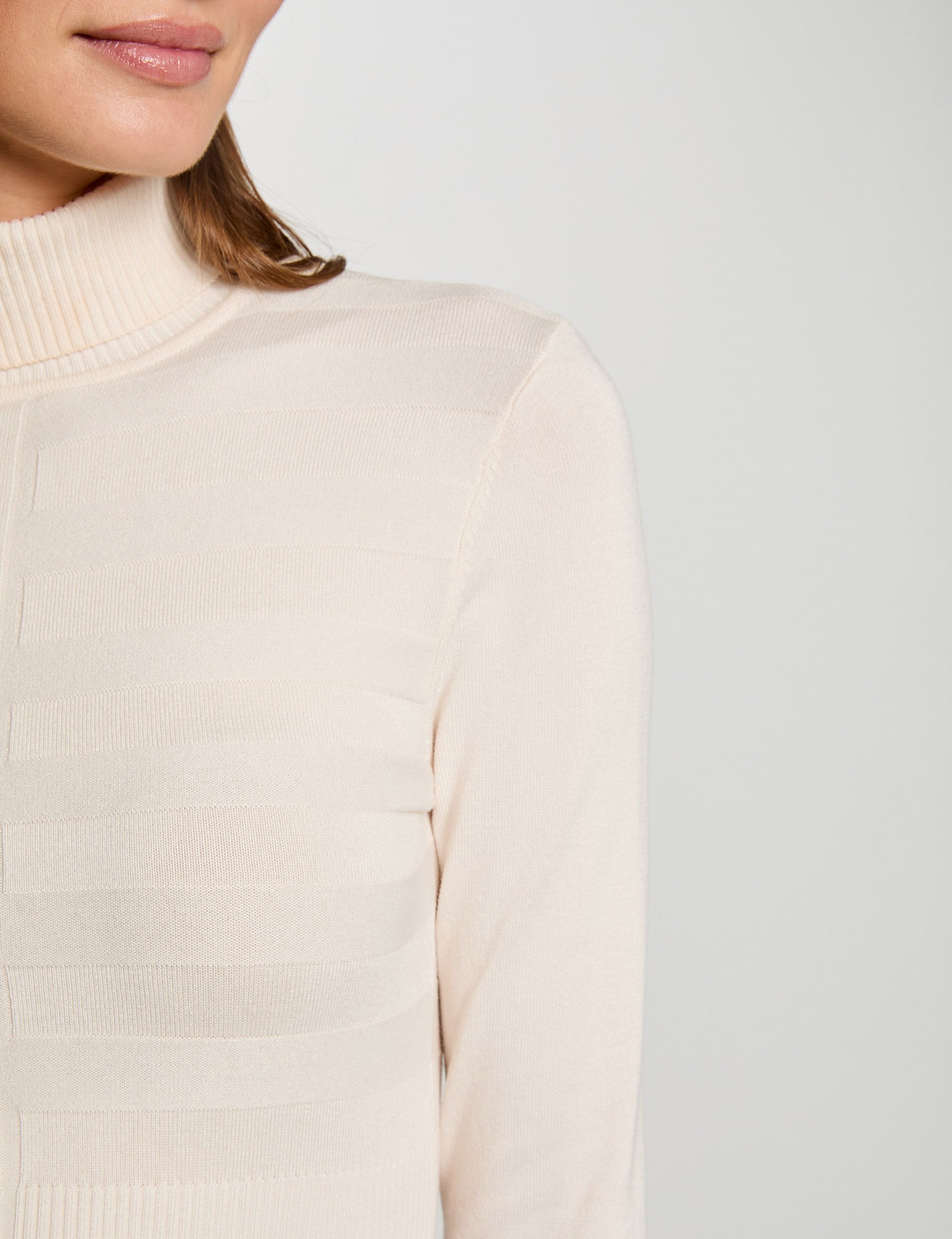 Long-sleeved jumper turtleneck ivory women