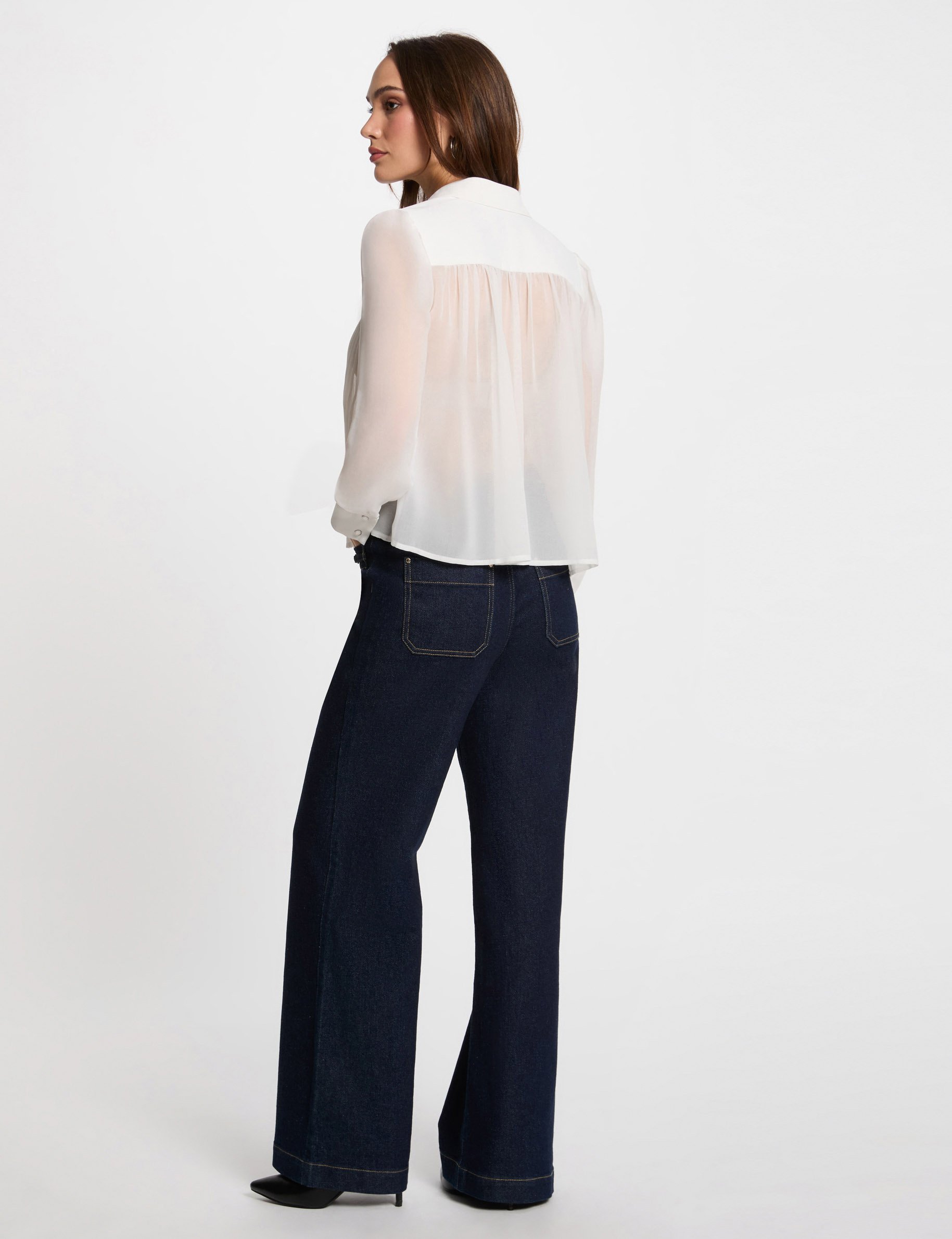 Long-sleeved shirt with pleats white women