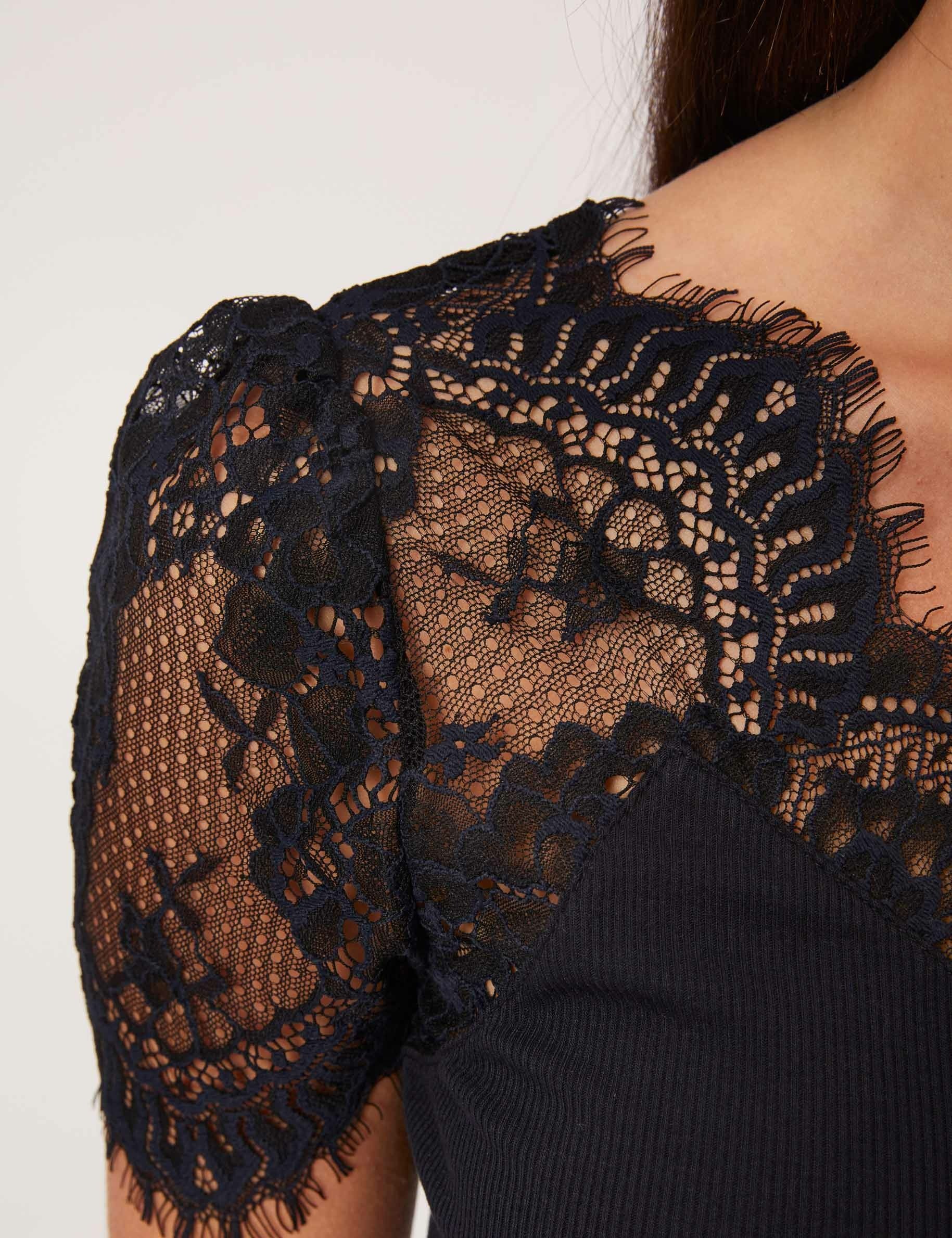 Short-sleeved t-shirt with lace navy women