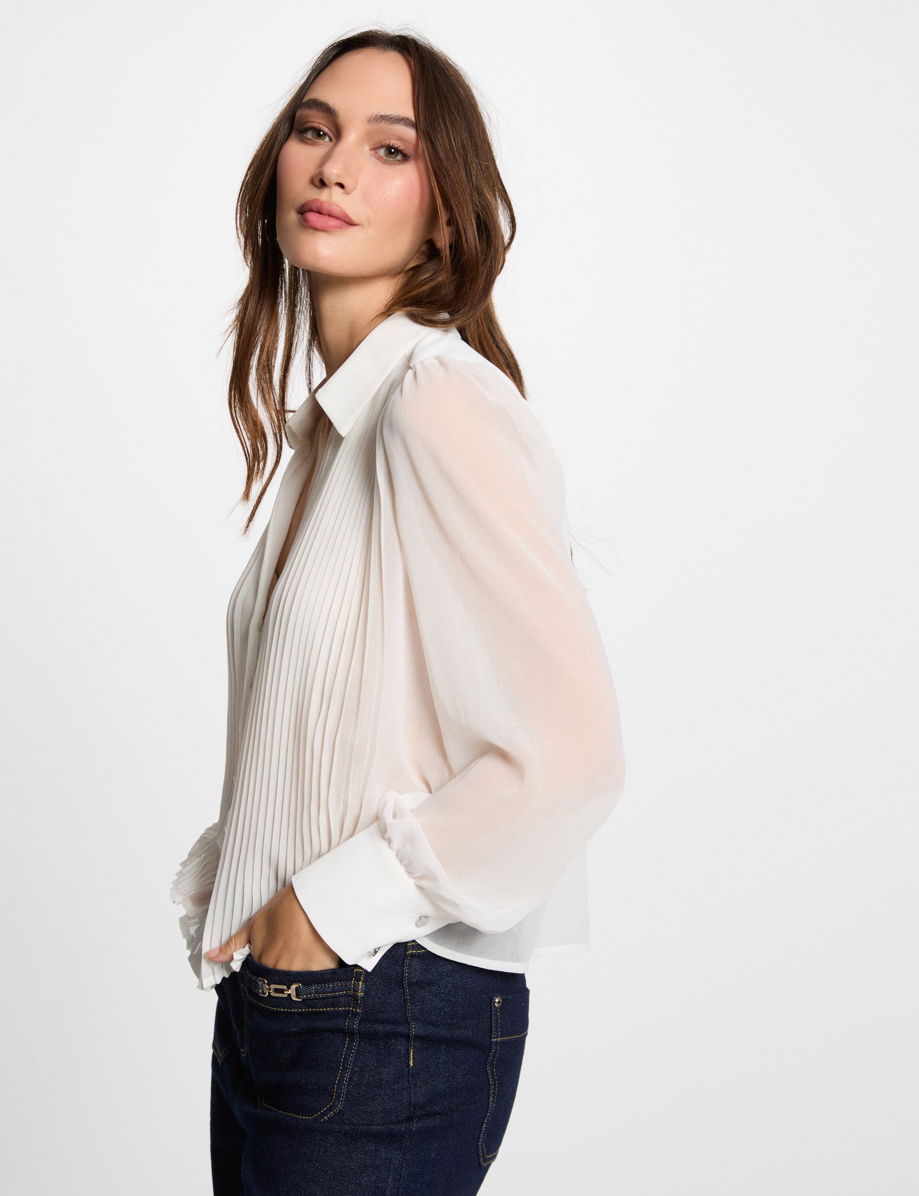 Long-sleeved shirt with pleats white women