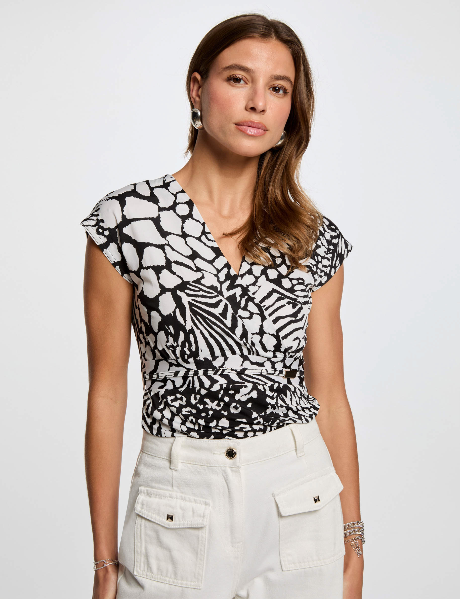 short sleeved t shirt white women Short-sleeved t-shirt white women