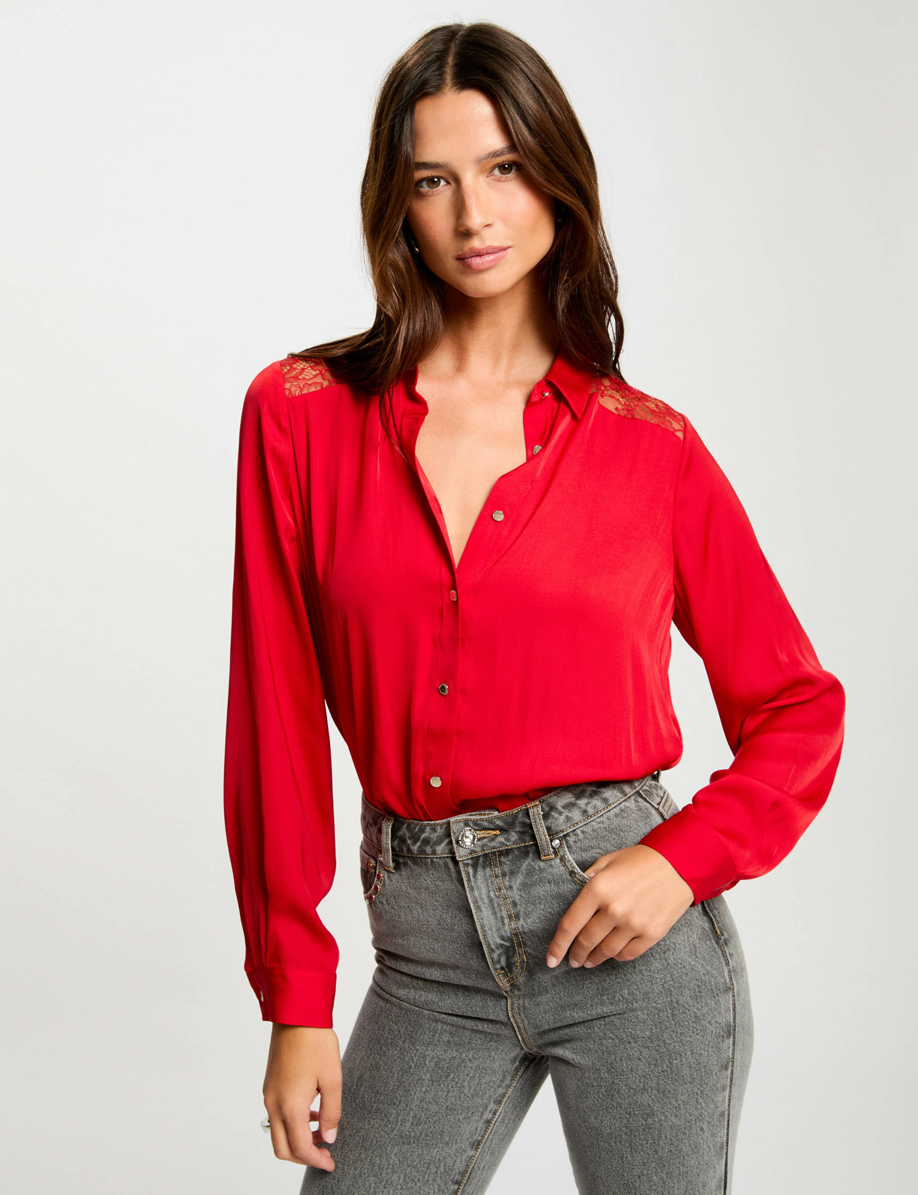 Chemise manches longues satin rouge femme