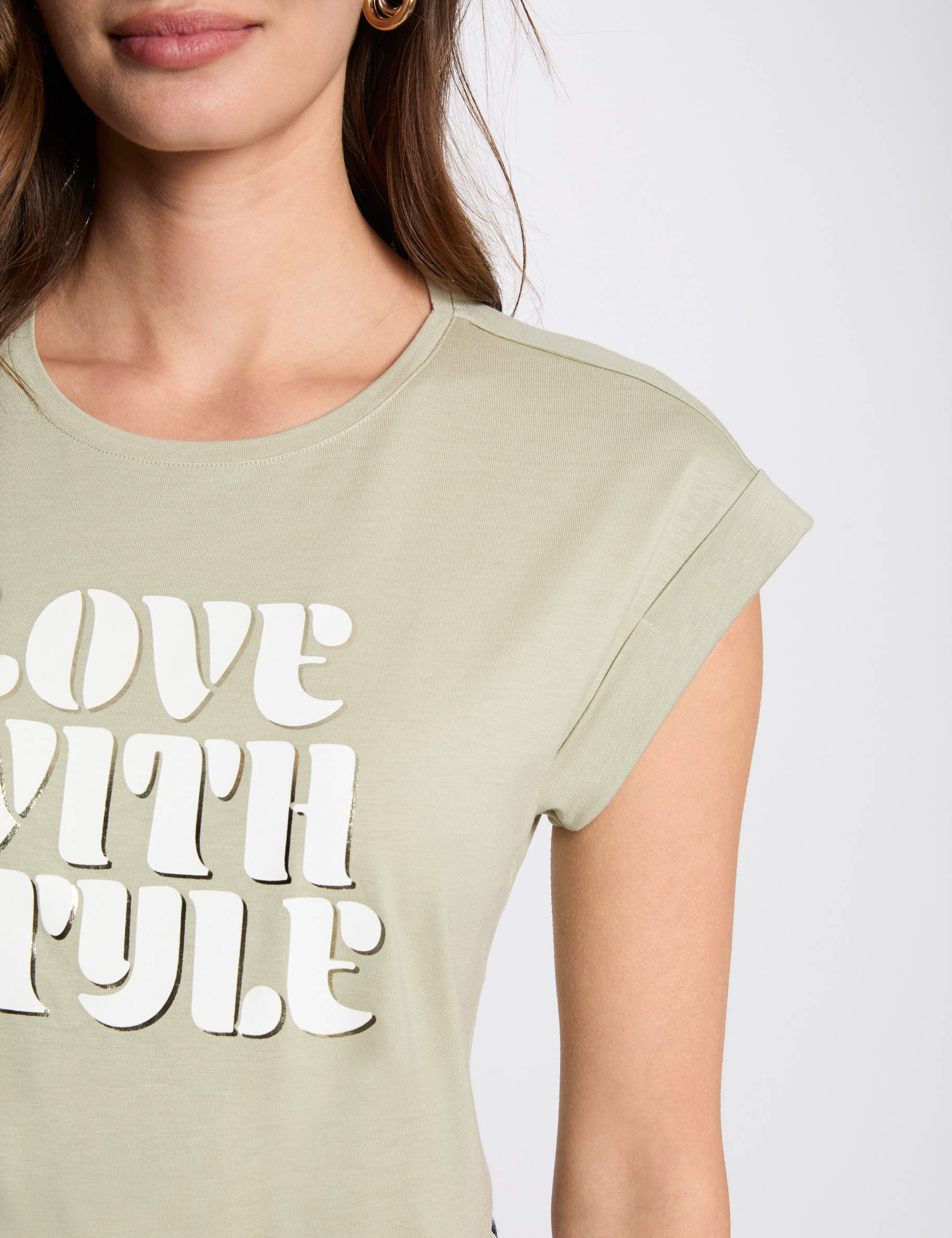 T-shirt with message light green women