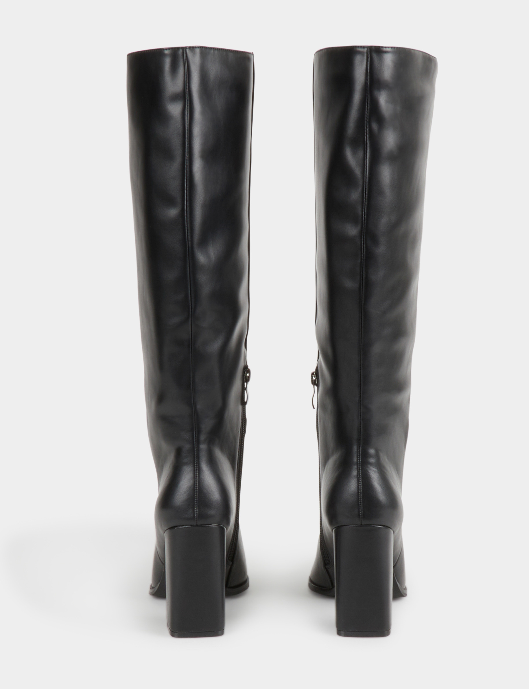 Boots with heels and pointed toe black women