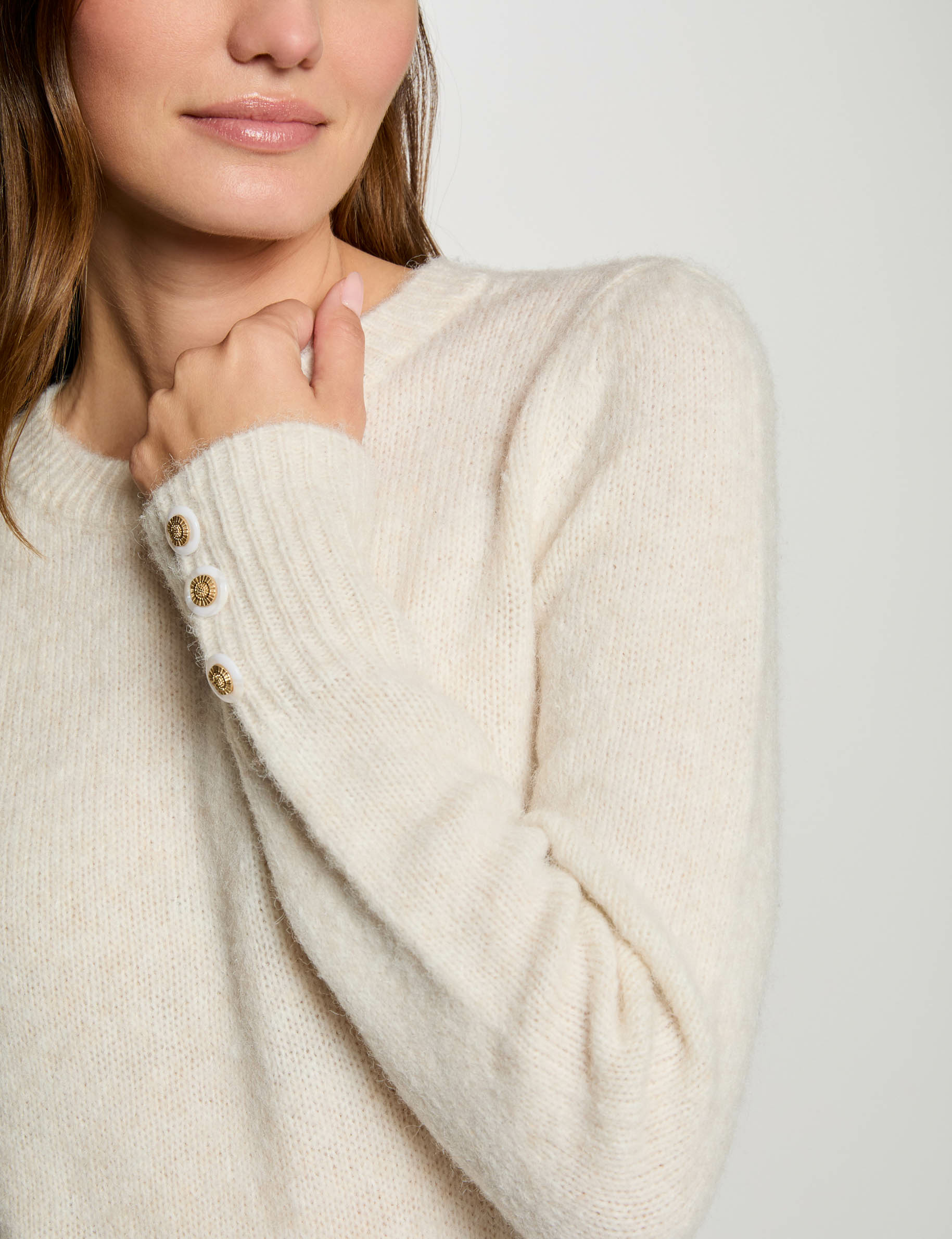 Jumper round neck and buttons ivory women