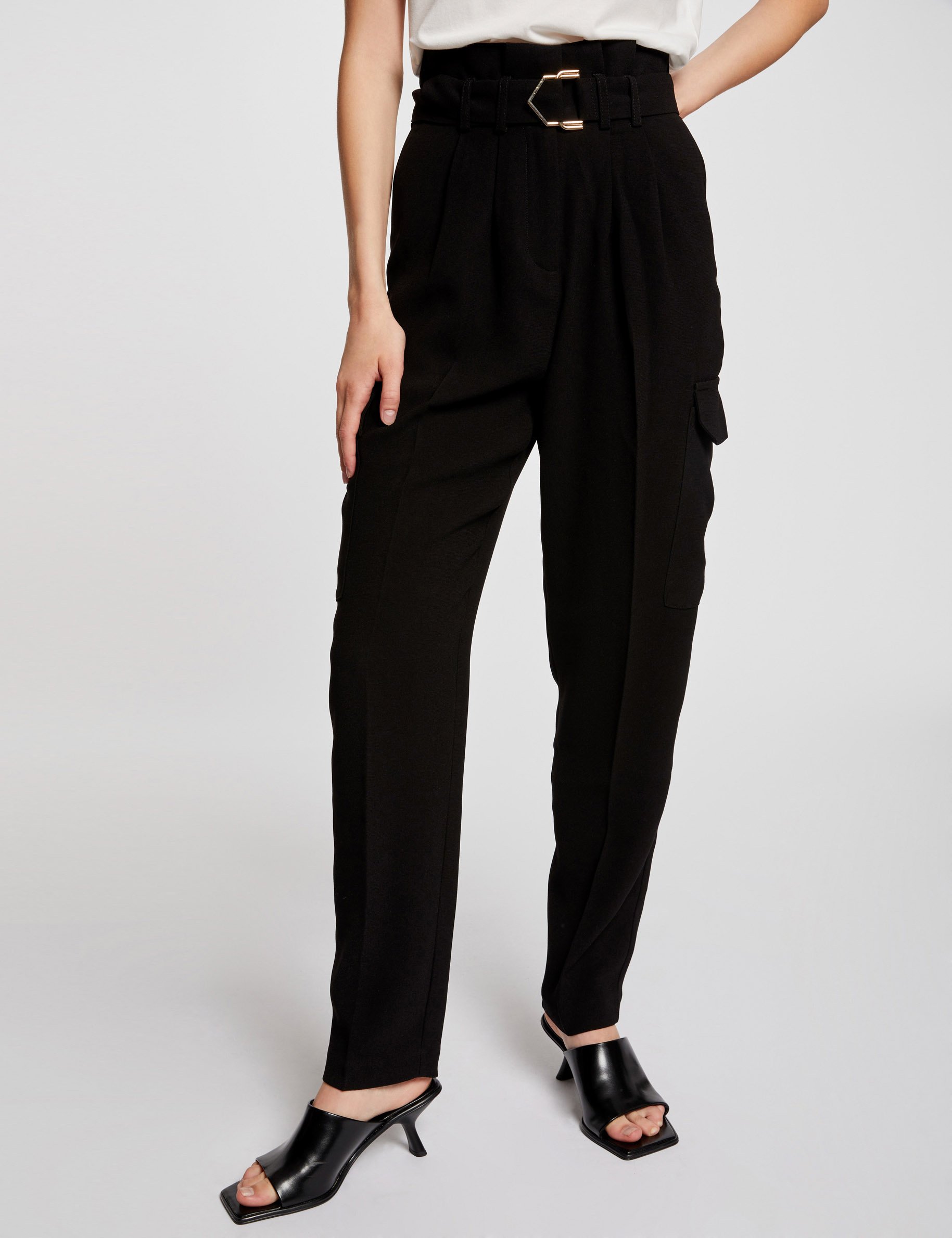 Pantalon carotte ceinturé noir femme