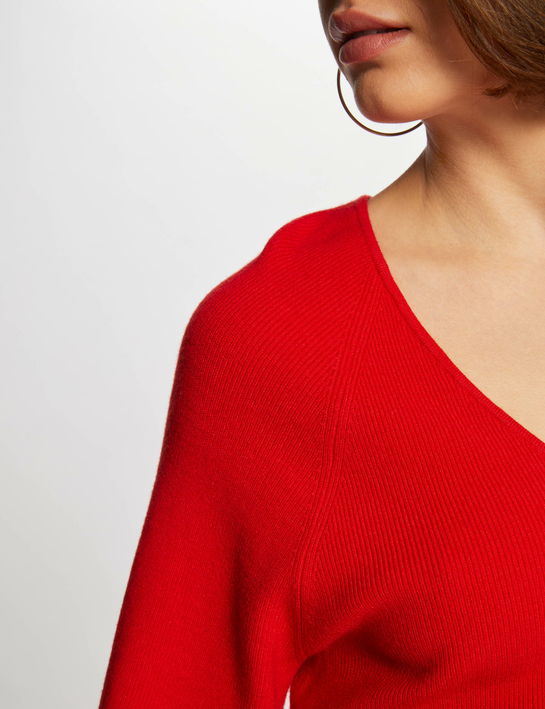 Long-sleeved jumper V-neck red women