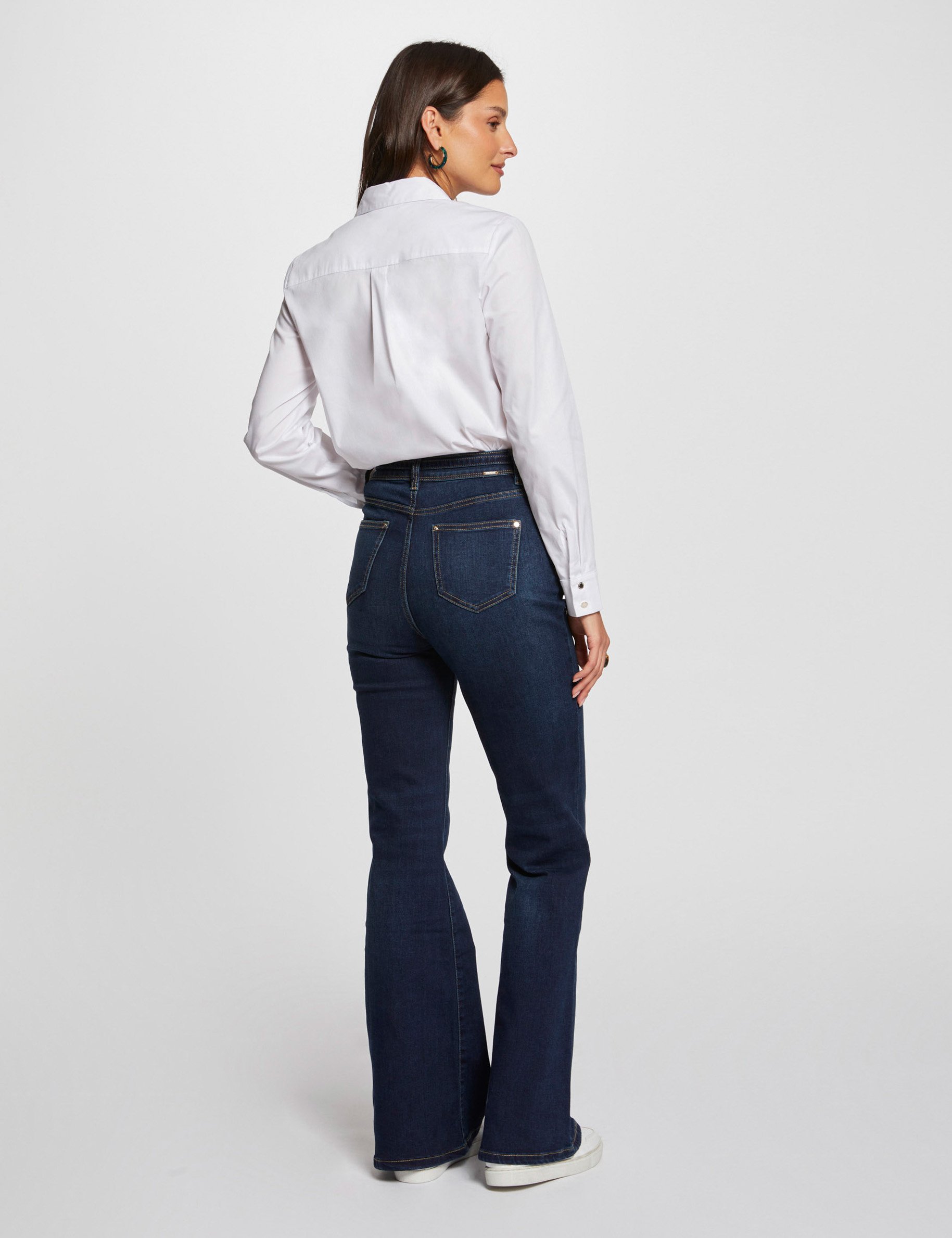 High-waisted flare jeans raw denim women