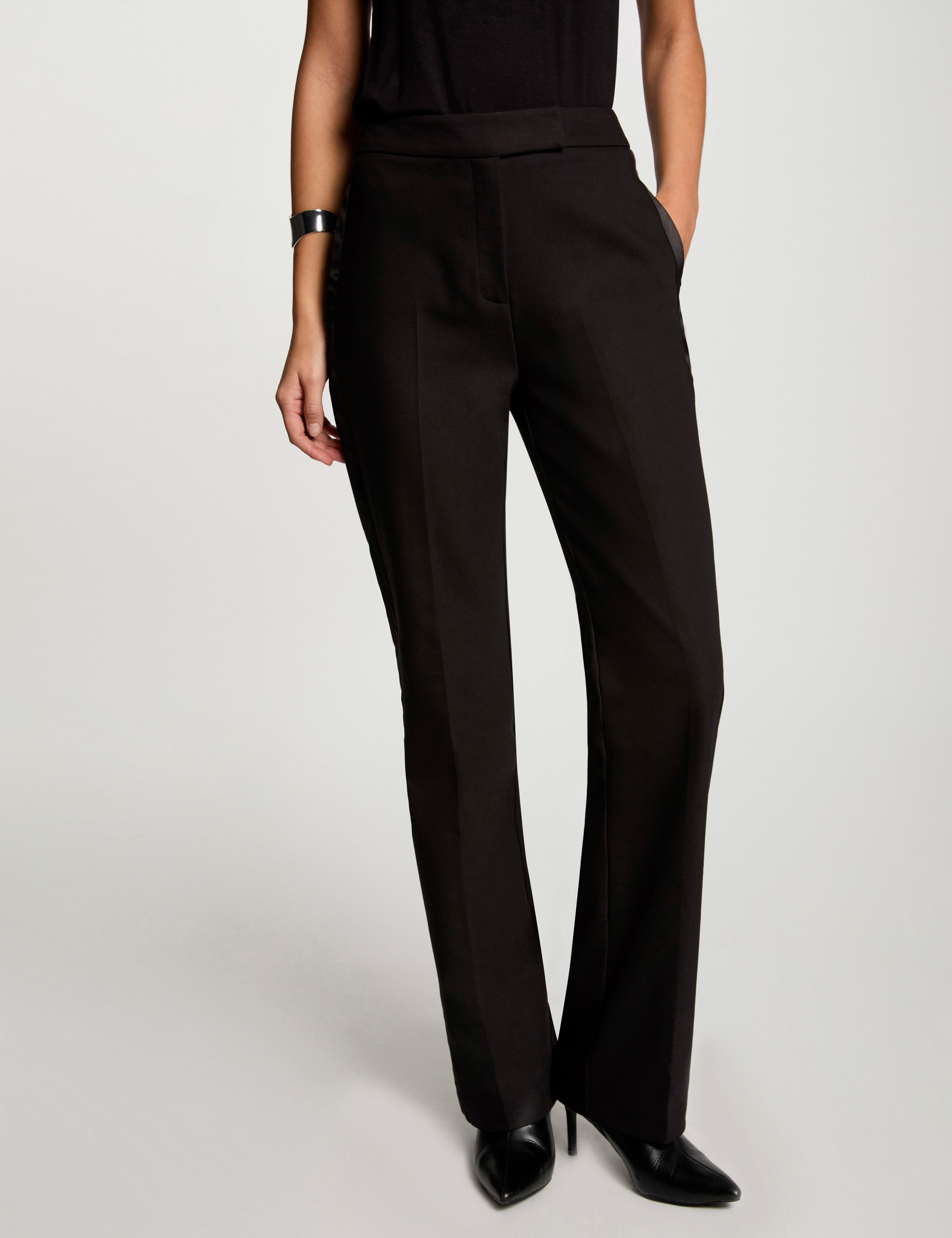 Fitted trousers with darts black women