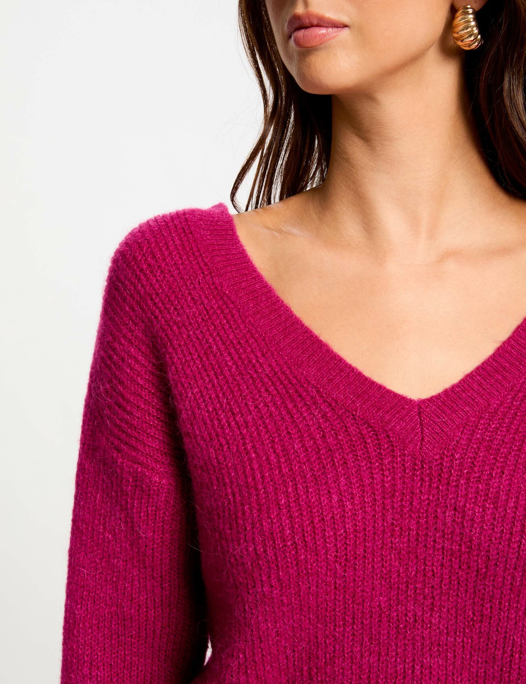 Jumper with V-neck dark pink women