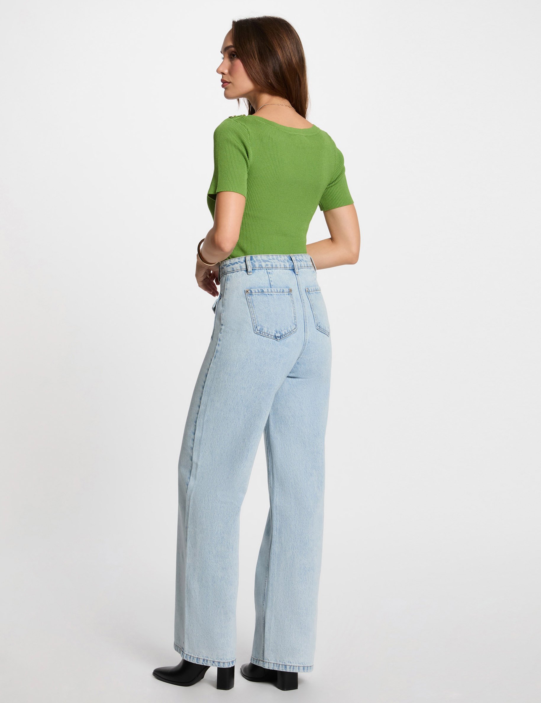 High-waisted wide leg jeans bleach denim women