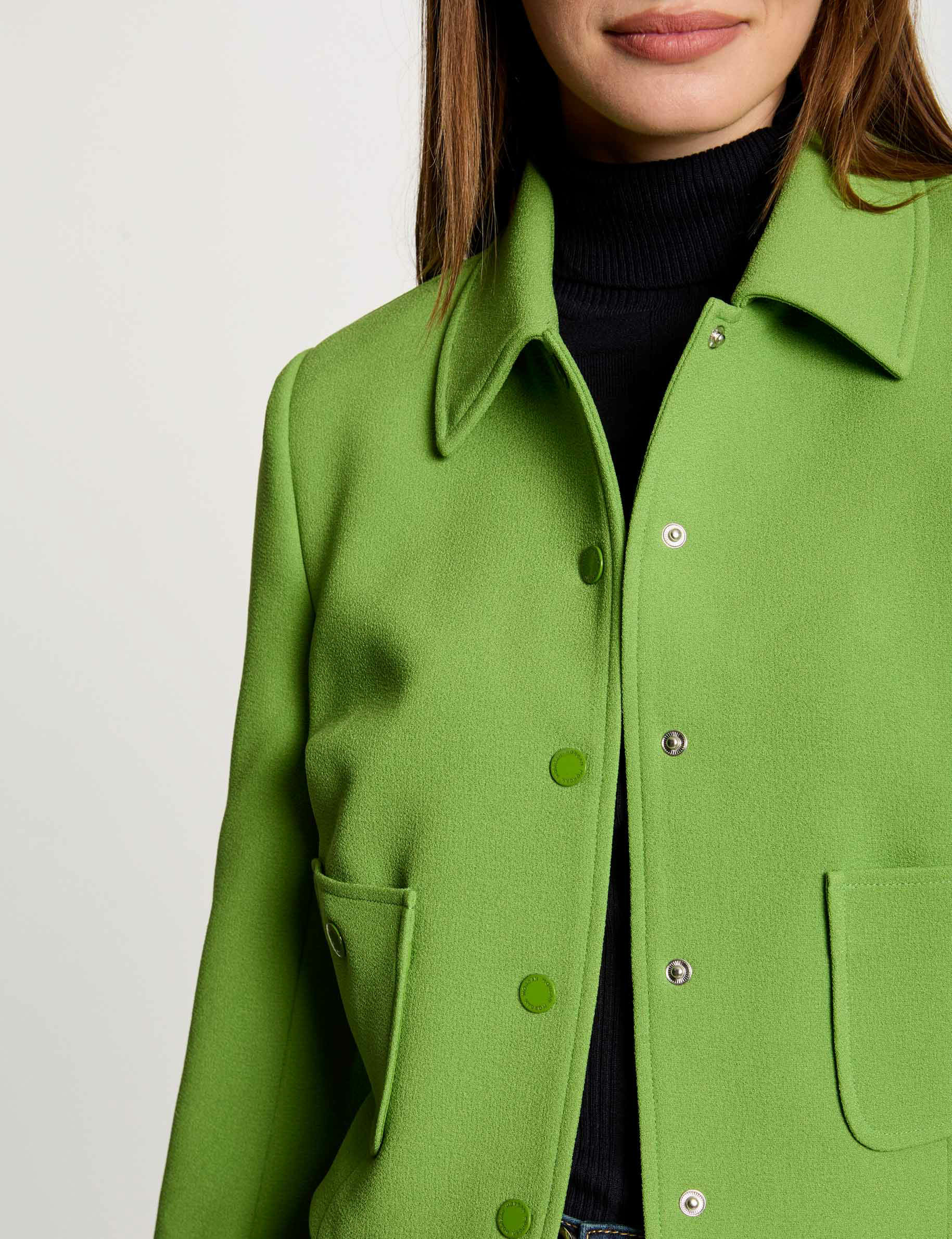 Short buttoned jacket aniseed green women