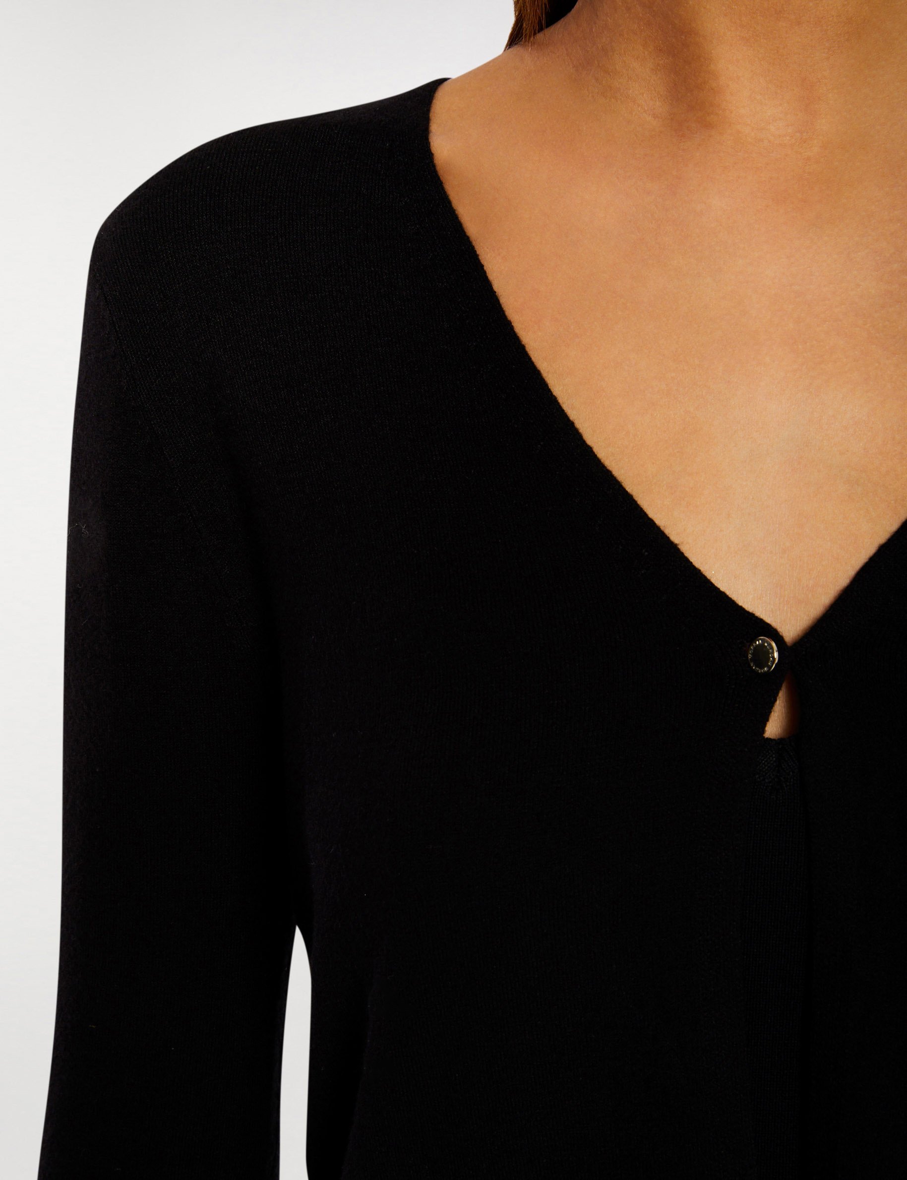 Long-sleeved cardigan with V-neck black women