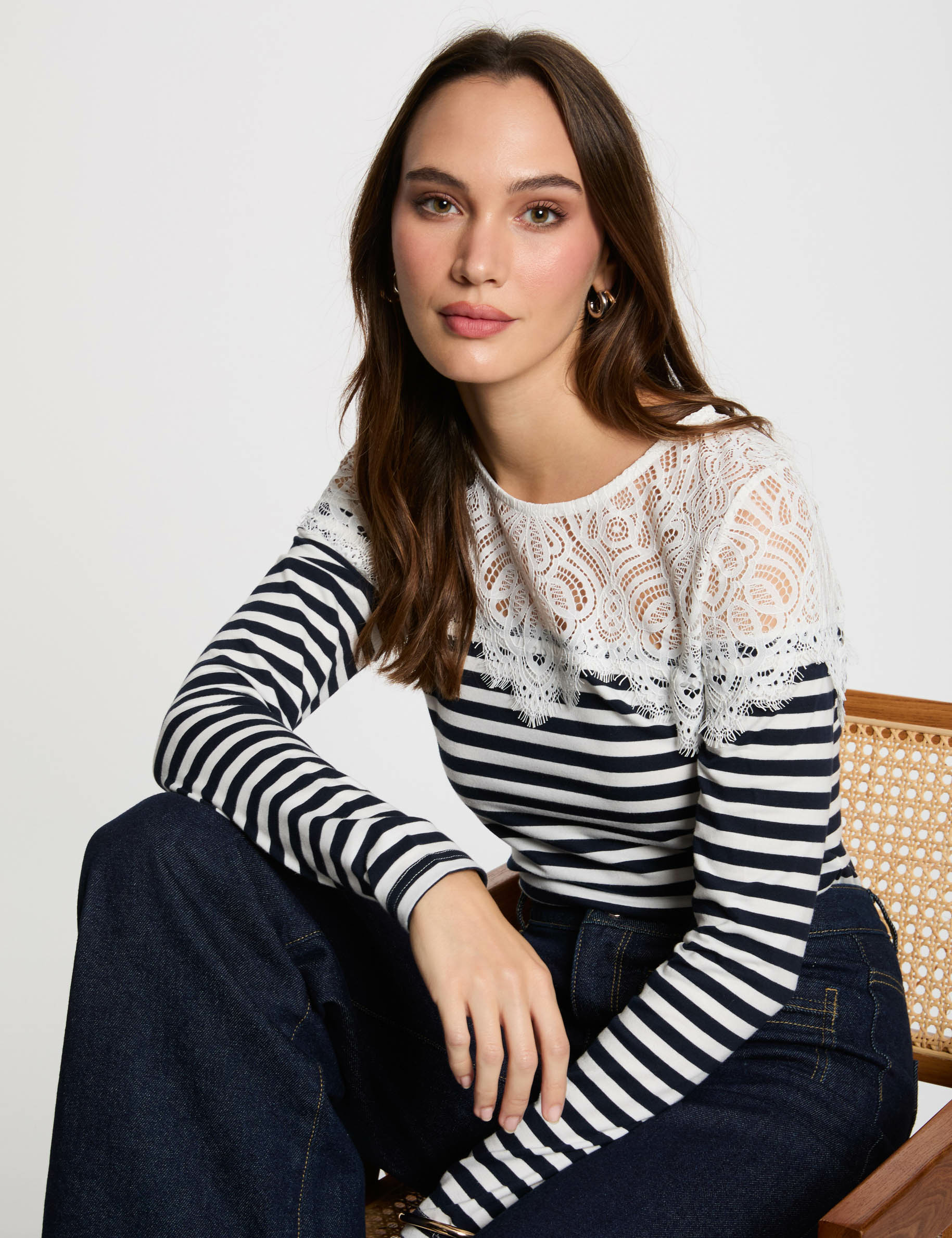 Striped long-sleeved t-shirt white women